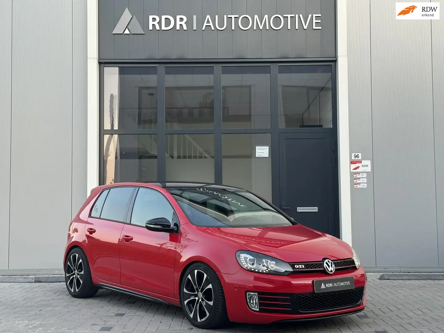 Volkswagen Golf GTI 2.0 Roşu - 1