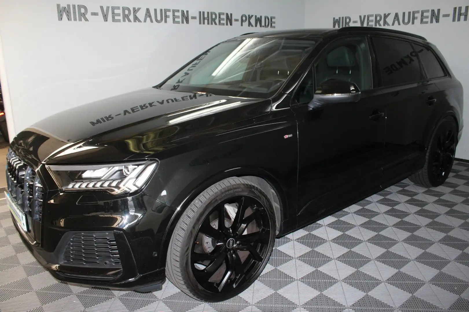 Audi Q7 55 TFSI quattro S line AHK 22Zoll Luft°HeadUP Noir - 1