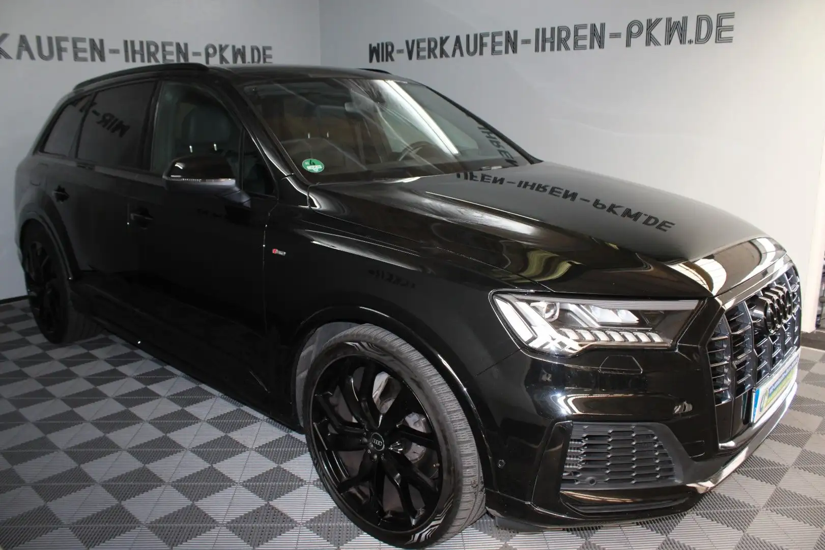 Audi Q7 55 TFSI quattro S line AHK 22Zoll Luft°HeadUP Noir - 2