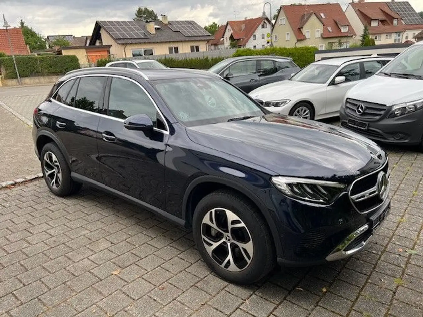 Mercedes-Benz GLC 300 e 4Matic/Avantgarde/313PS/230KW/Kamera Blau - 1