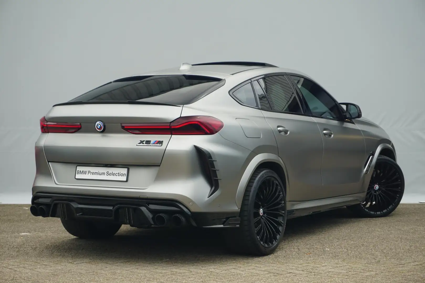 BMW X6 M Competition First Edition Larte Design 22'' / Bowe Grijs - 2
