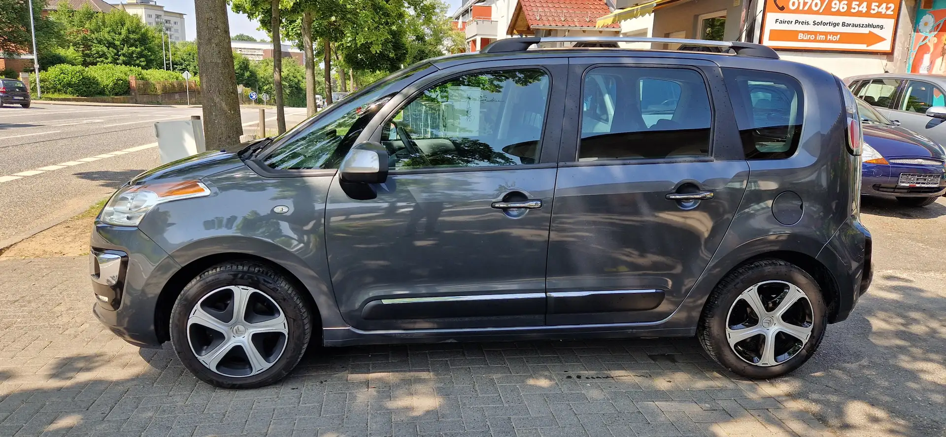 Citroen C3 Picasso PureTech Сірий - 2