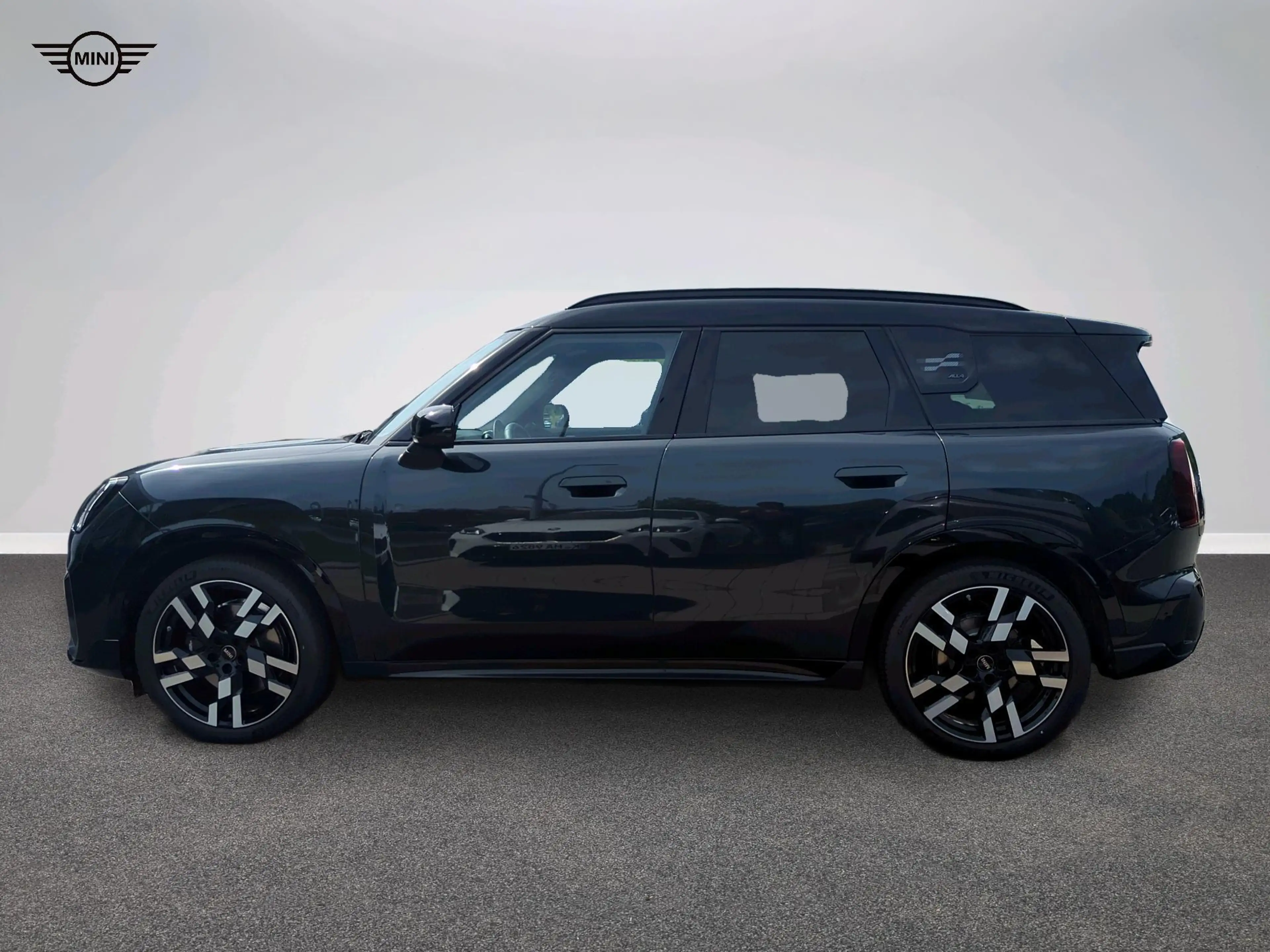 MINI Countryman S All4 John Cooper Works Trim — photo 3