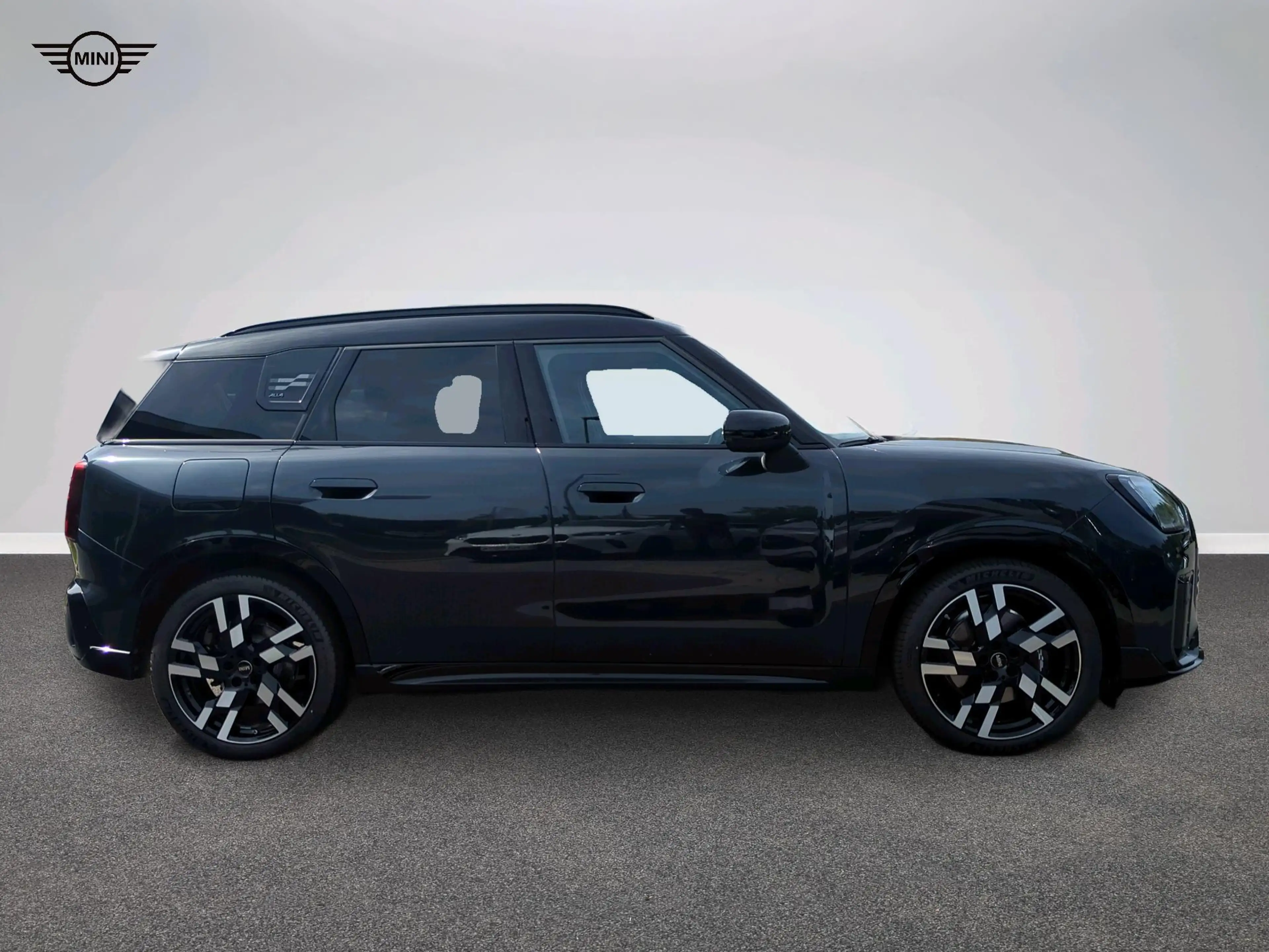 MINI Countryman S All4 John Cooper Works Trim — photo 2