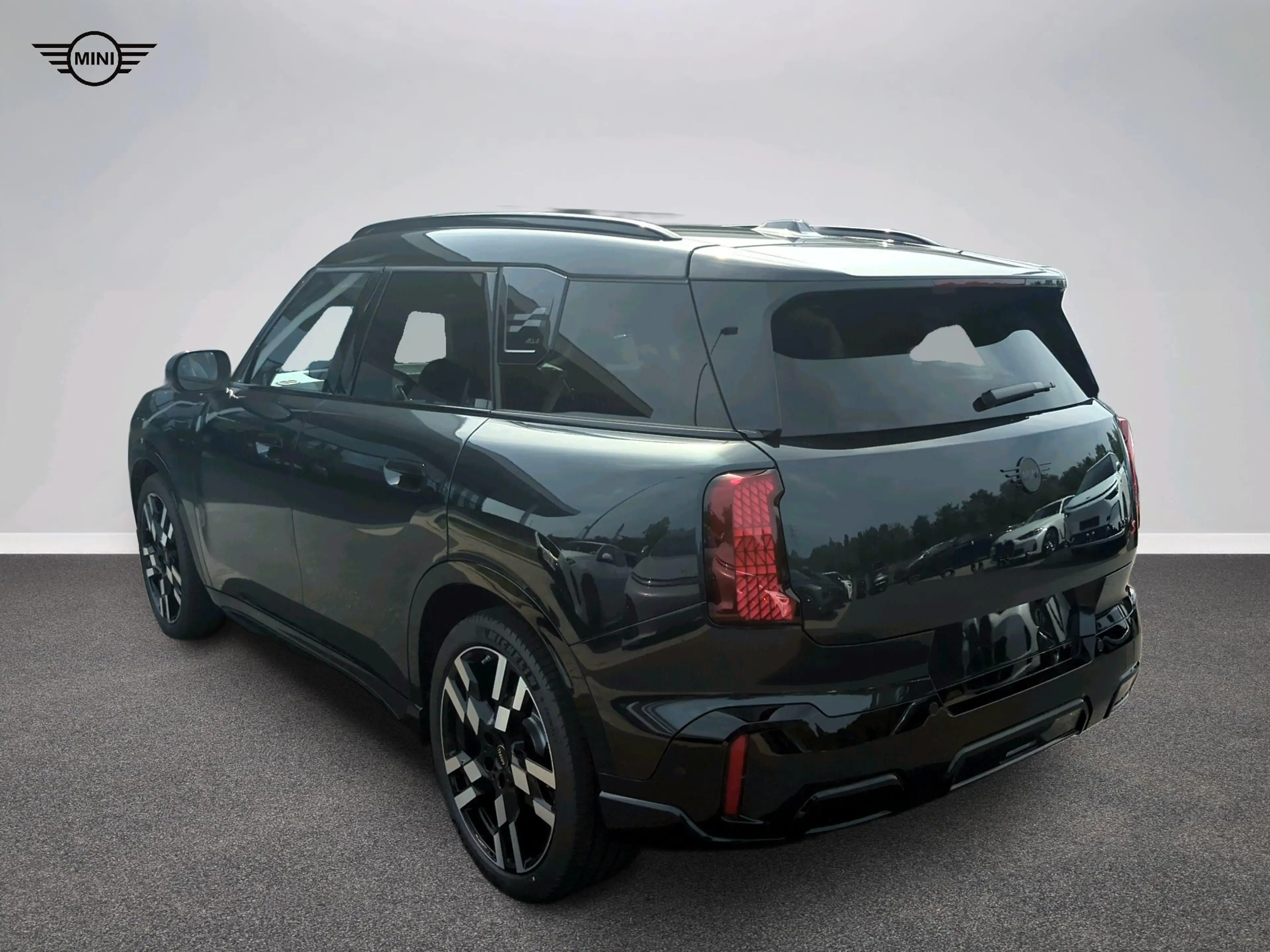 MINI Countryman S All4 John Cooper Works Trim — photo 4