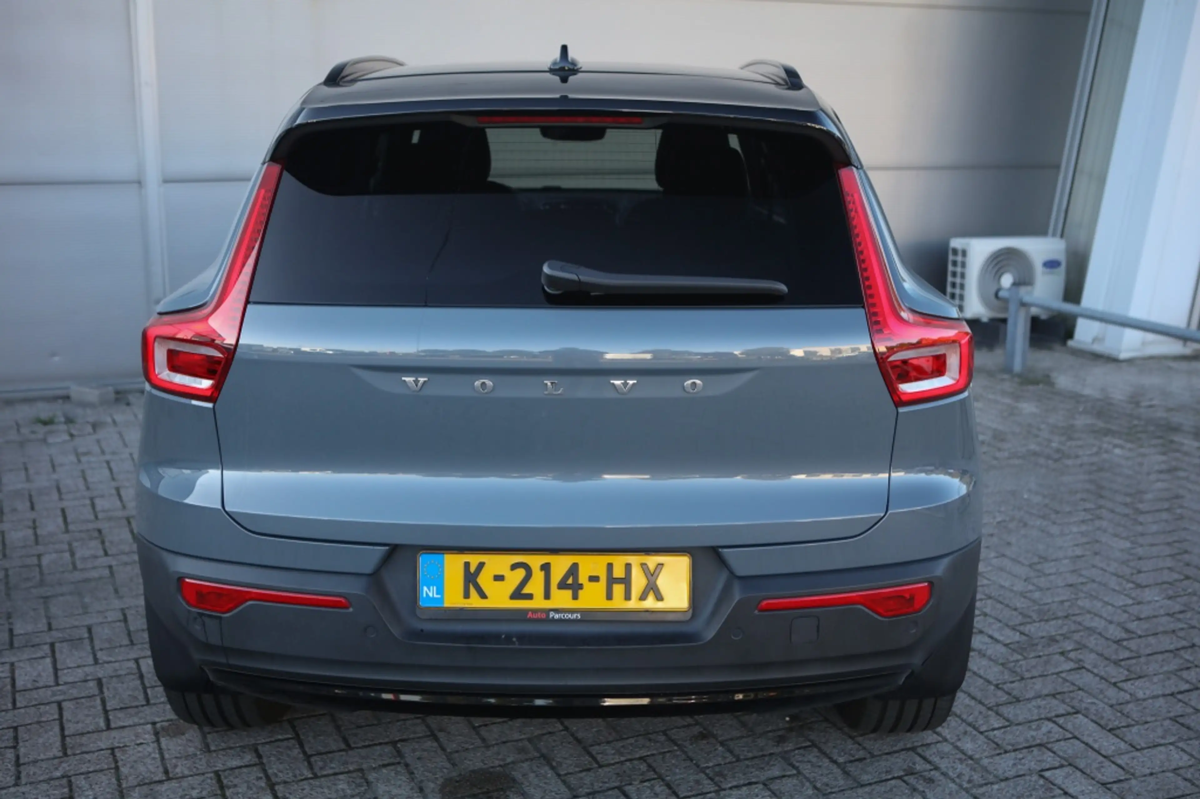 Volvo XC40 Recharge P8 AWD | 408 PK | Harman Kardon | Camera — photo 8