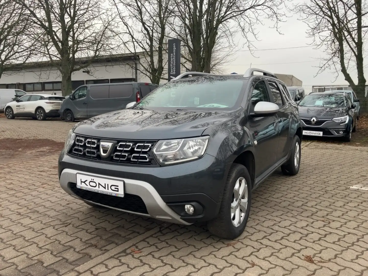 Dacia Duster II Comfort SCe 115 Gris - 1