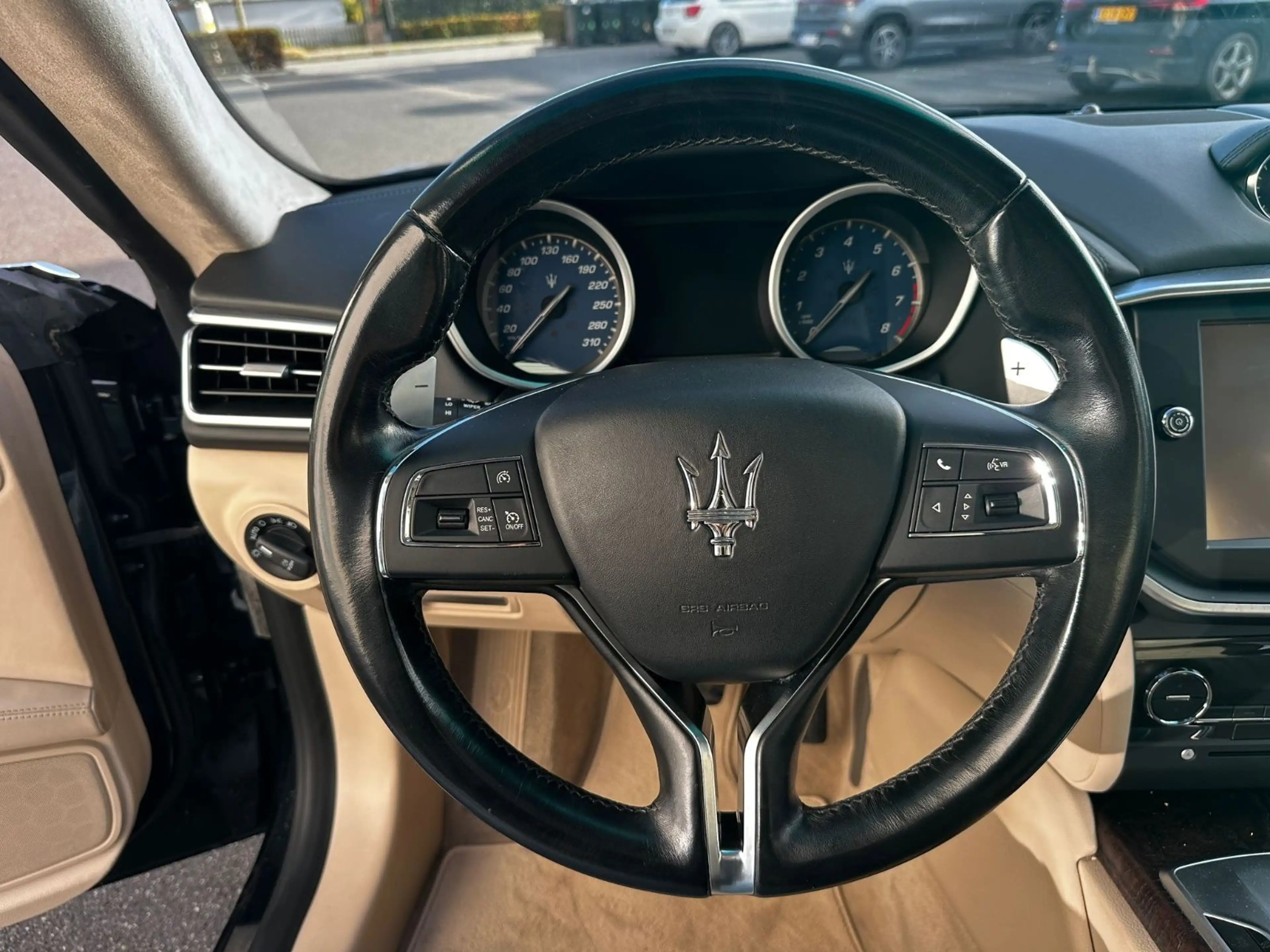 Maserati Ghibli S — photo 10