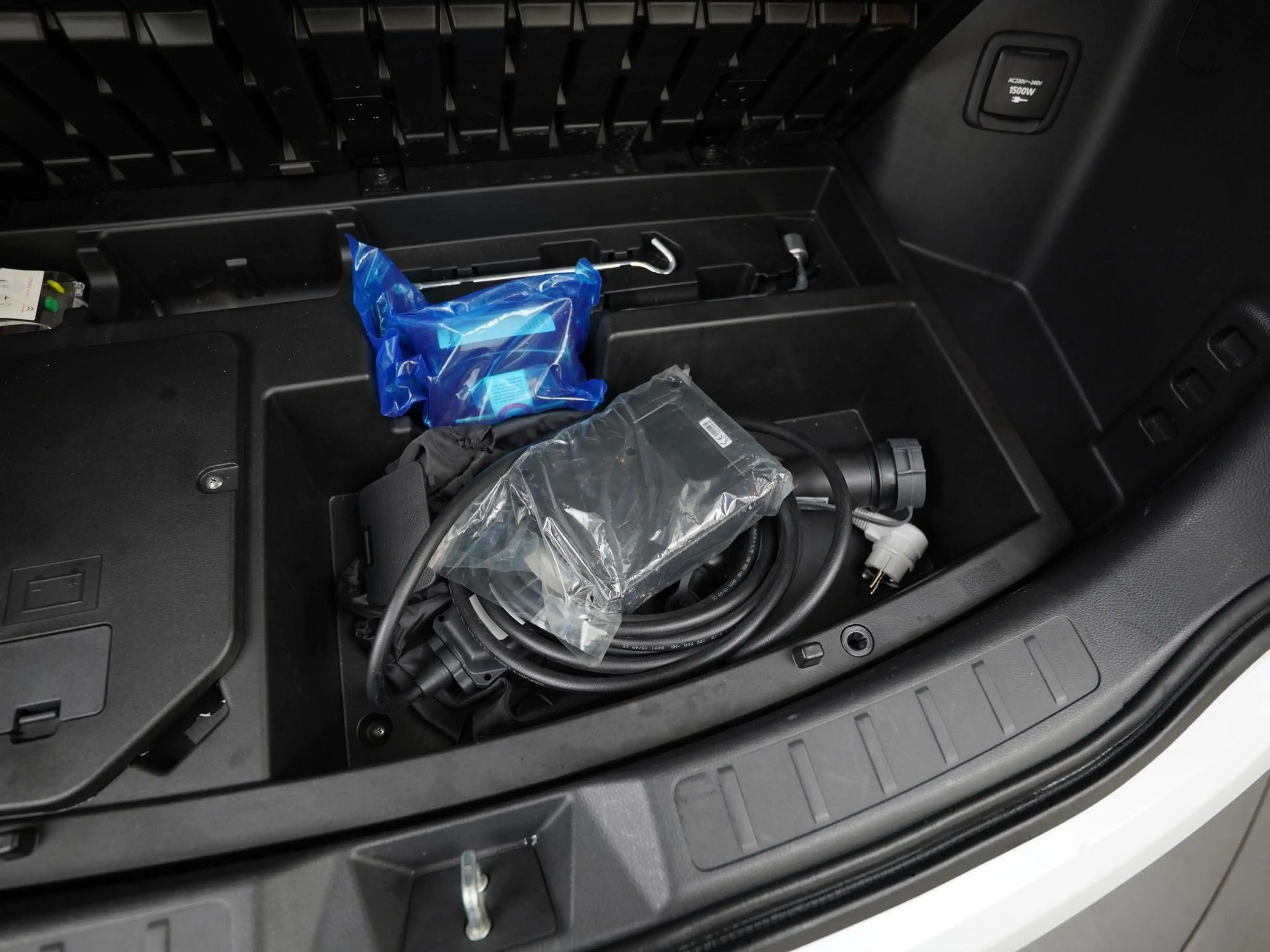 Mitsubishi Eclipse Cross 2.4 PHEV Instyle | Panoramadak | Zondag Open! — photo 28