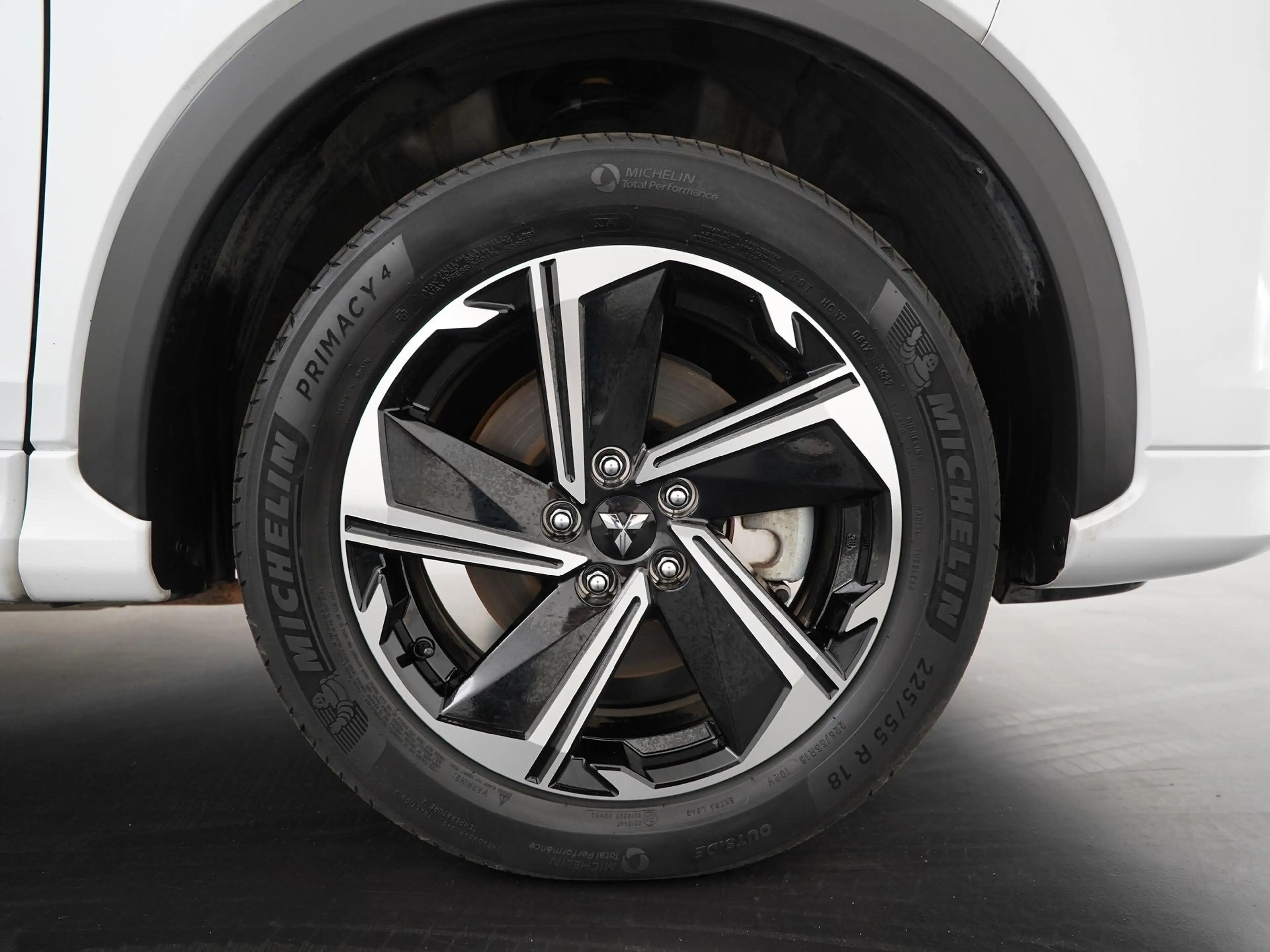 Mitsubishi Eclipse Cross 2.4 PHEV Instyle | Panoramadak | Zondag Open! — photo 35