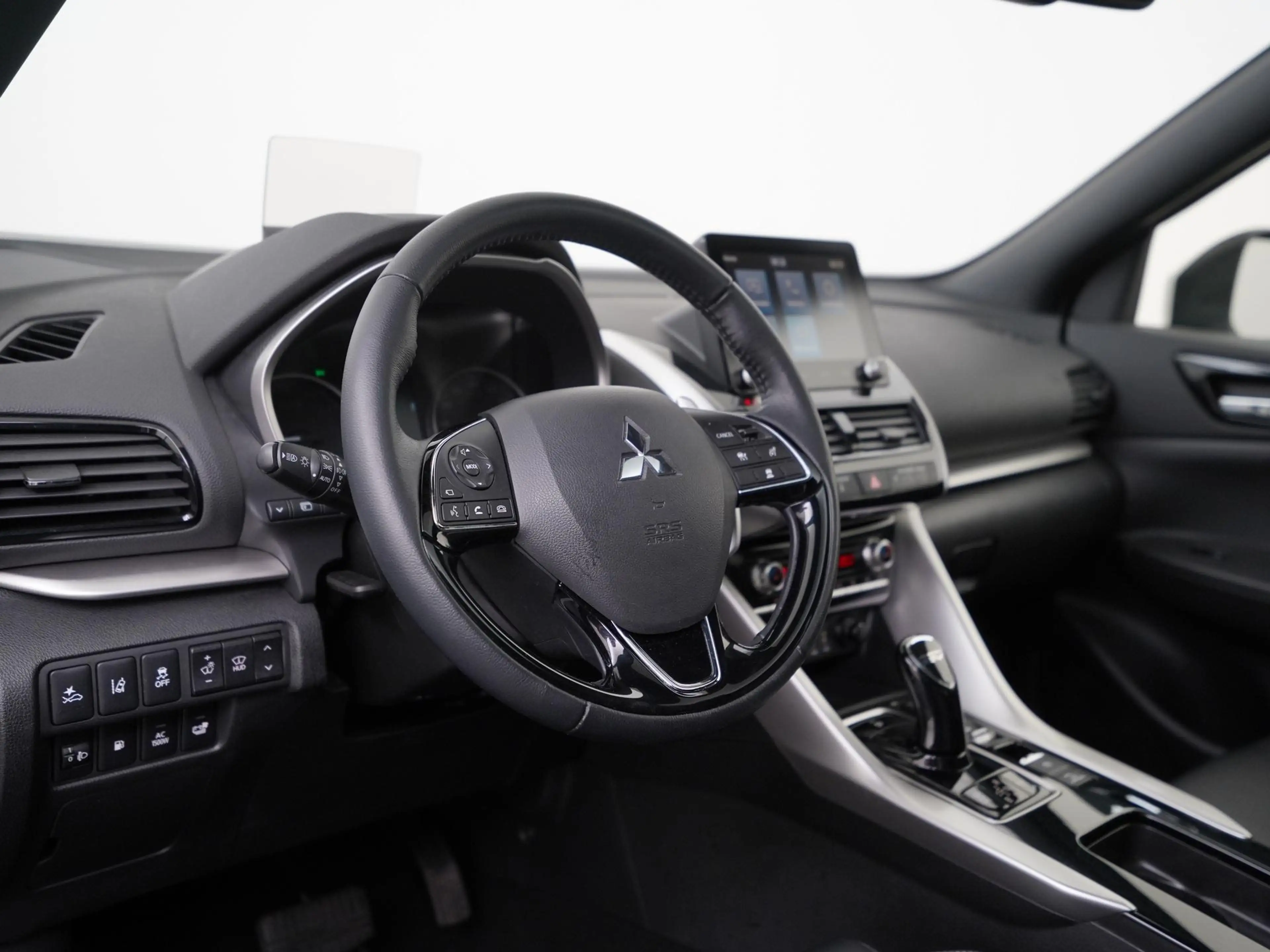 Mitsubishi Eclipse Cross 2.4 PHEV Instyle | Panoramadak | Zondag Open! — photo 42