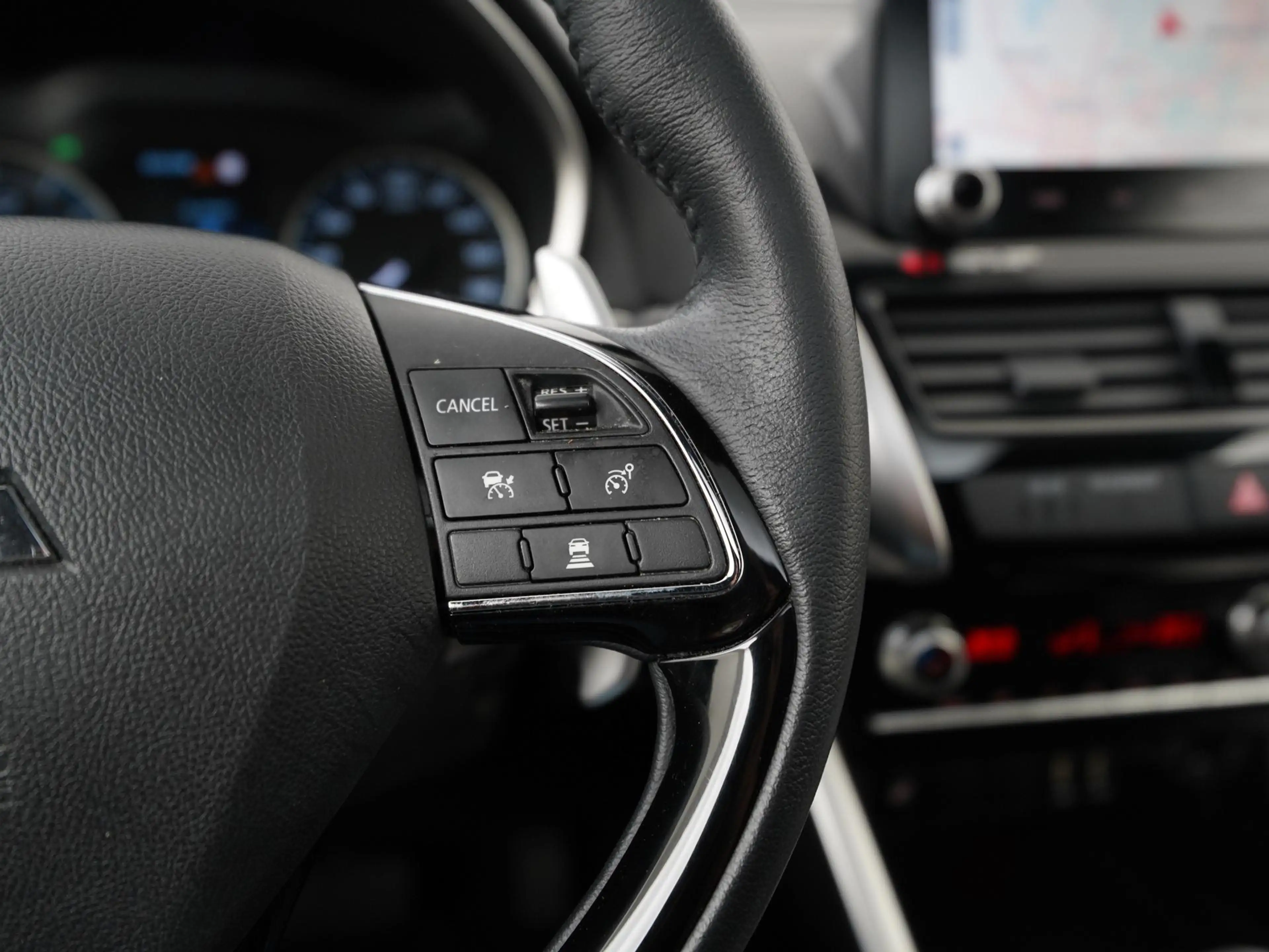 Mitsubishi Eclipse Cross 2.4 PHEV Instyle | Panoramadak | Zondag Open! — photo 10