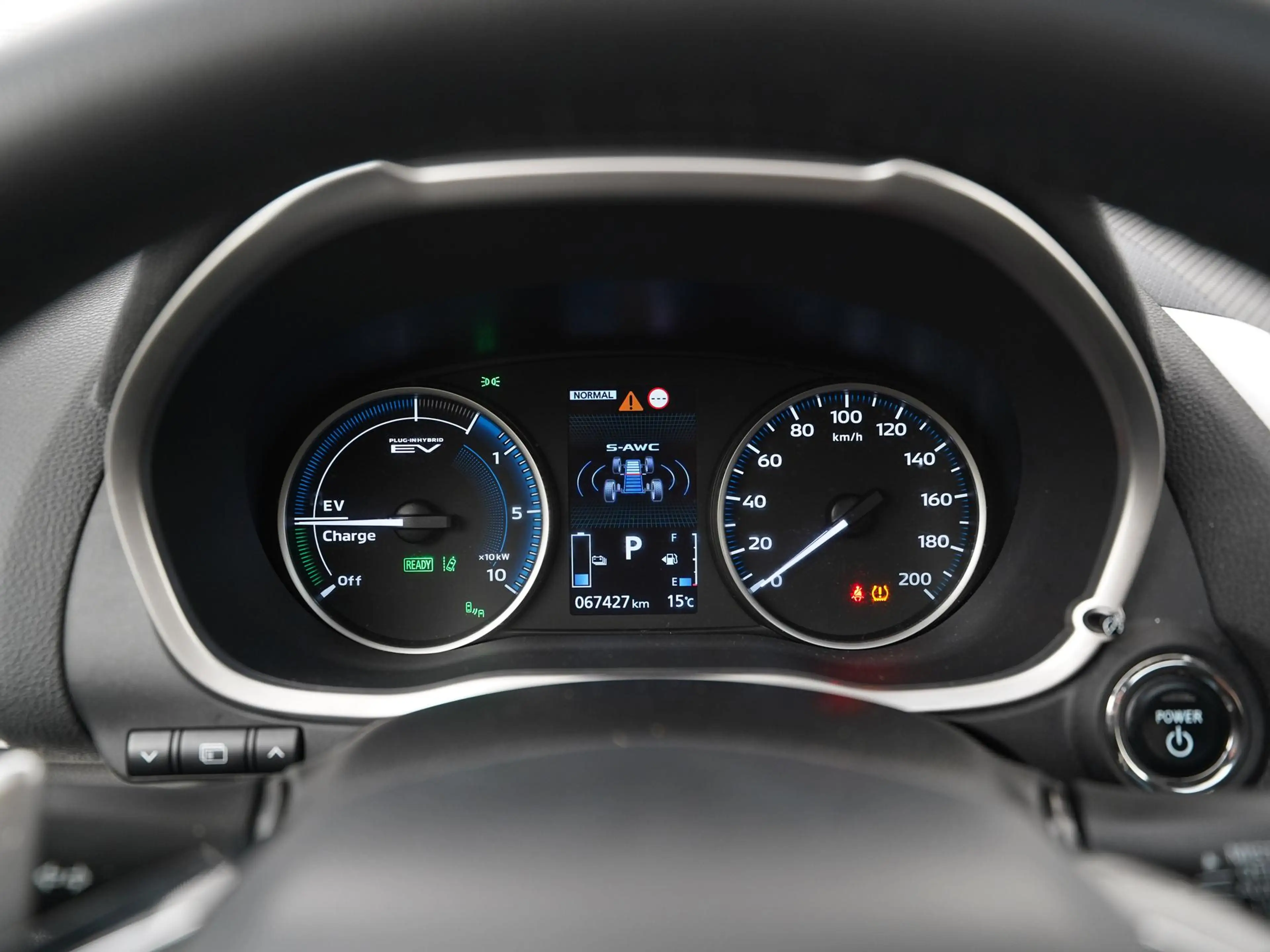 Mitsubishi Eclipse Cross 2.4 PHEV Instyle | Panoramadak | Zondag Open! — photo 9