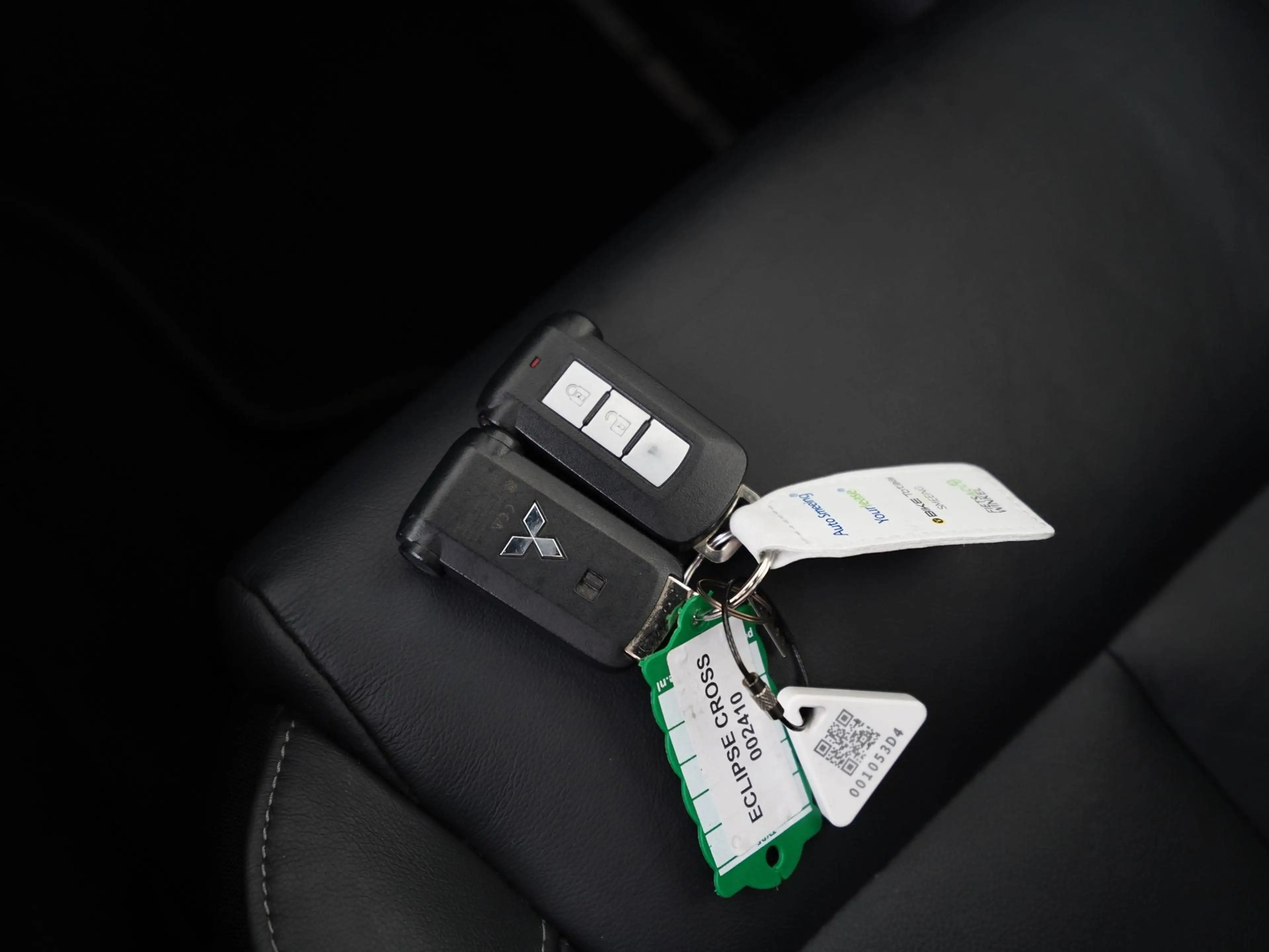 Mitsubishi Eclipse Cross 2.4 PHEV Instyle | Panoramadak | Zondag Open! — photo 46