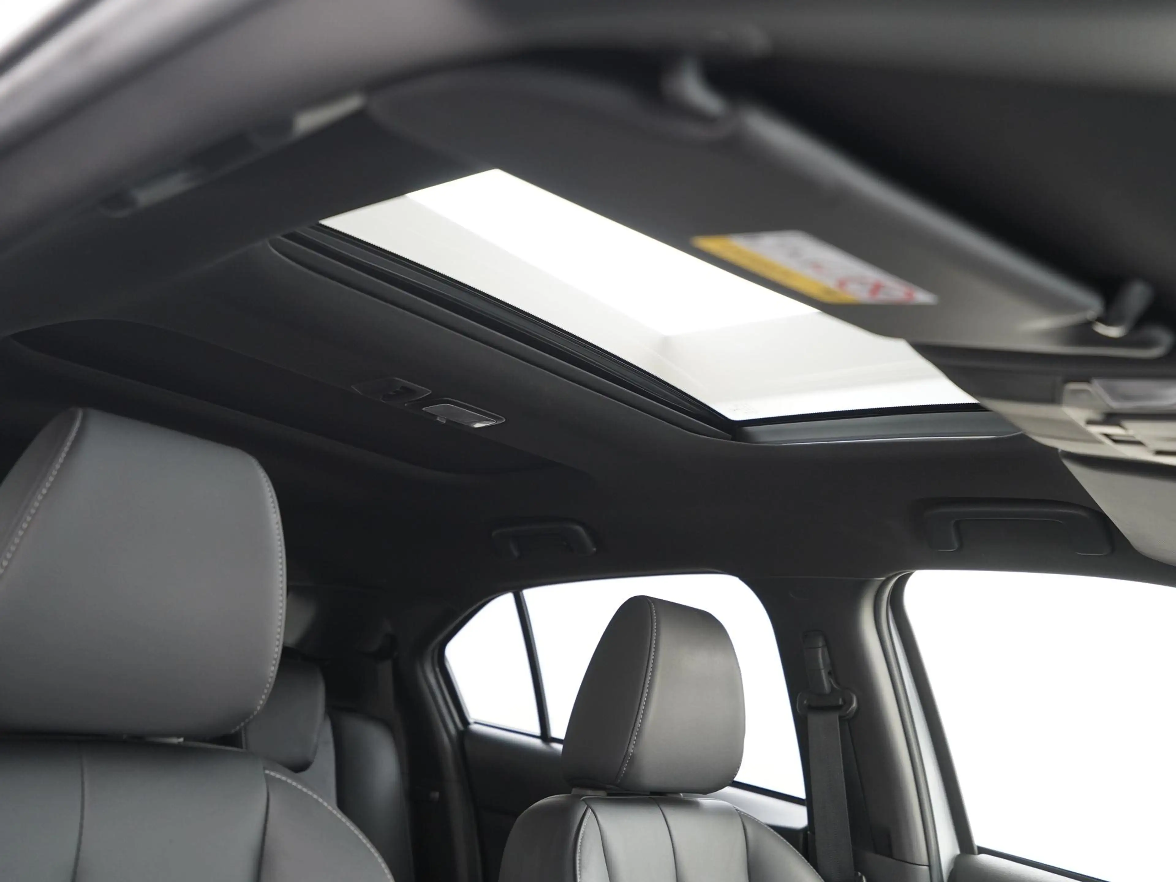 Mitsubishi Eclipse Cross 2.4 PHEV Instyle | Panoramadak | Zondag Open! — photo 34