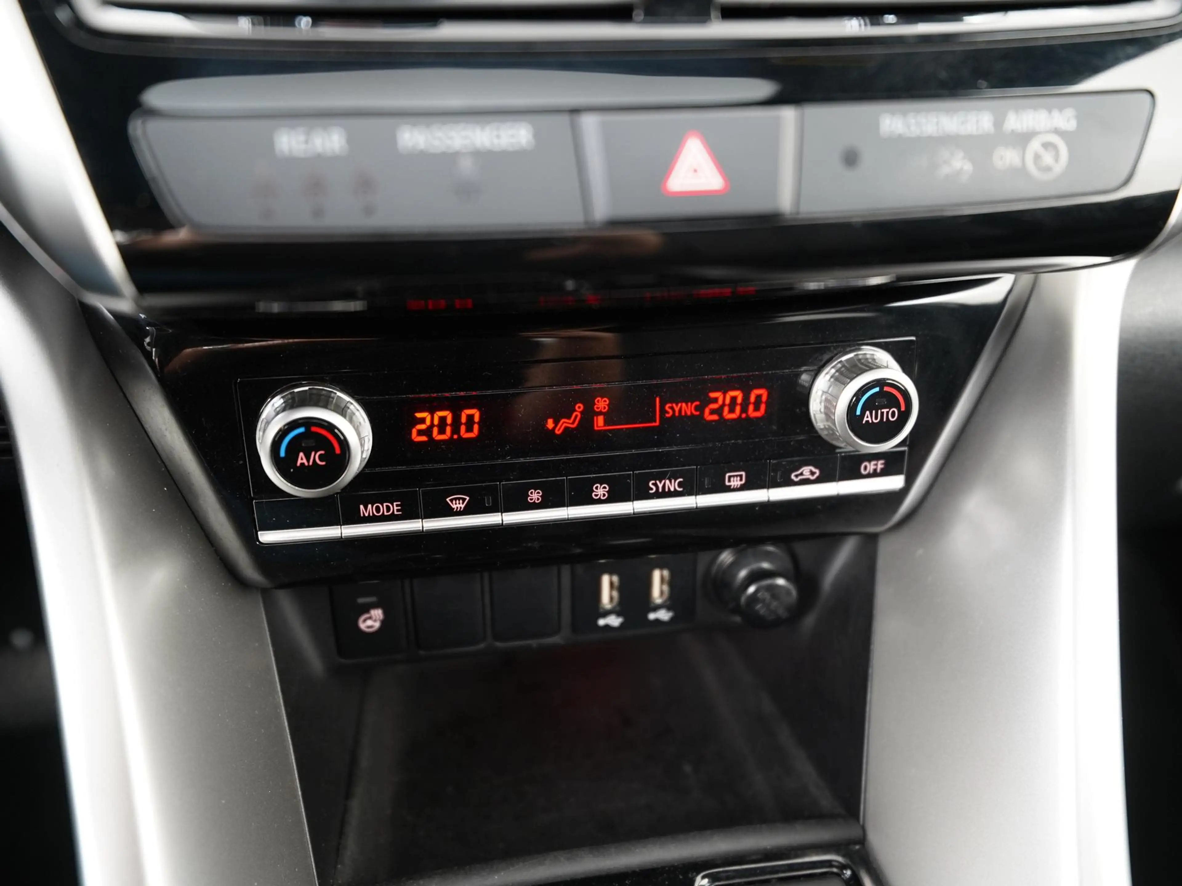 Mitsubishi Eclipse Cross 2.4 PHEV Instyle | Panoramadak | Zondag Open! — photo 14