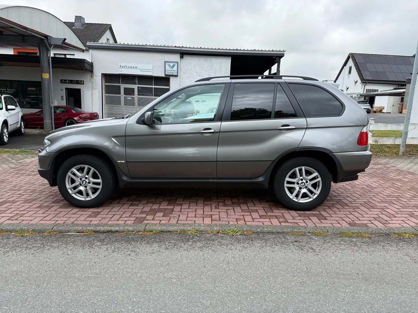 BMW X5 3.0d Xenon Leder braun AHK EURO 4 Serviceheft Grau - 2