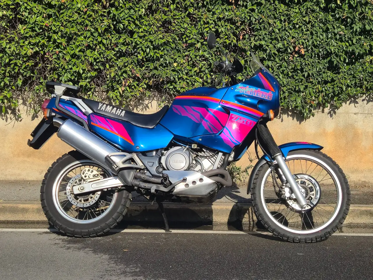 Yamaha XTZ 750