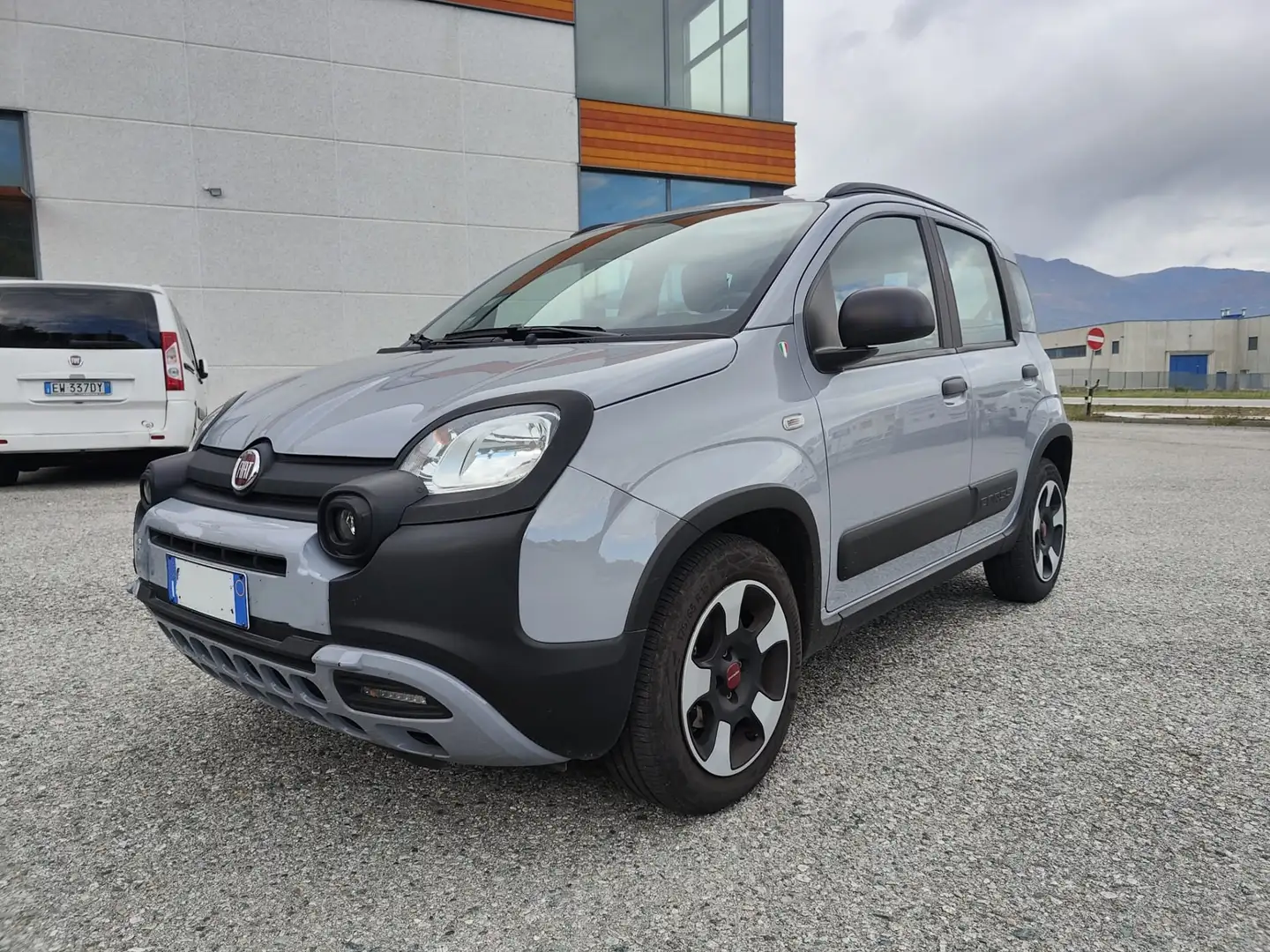 Fiat Panda Panda 1.0 firefly hybrid City Cross s Grigio - 1