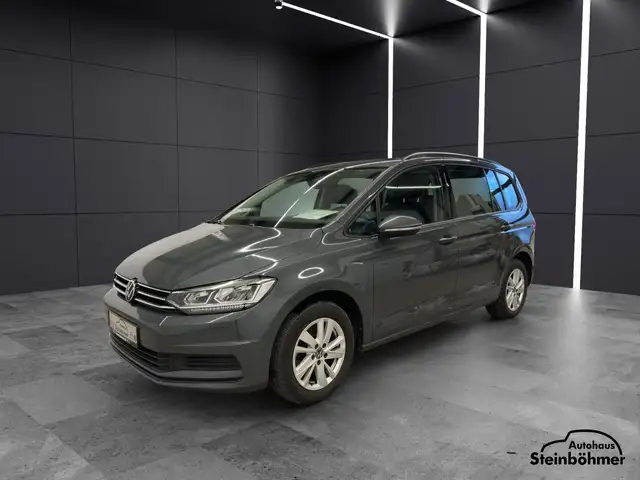 Volkswagen Touran Comfortline 2.0TDI DSG NAV LED AHK  ACC