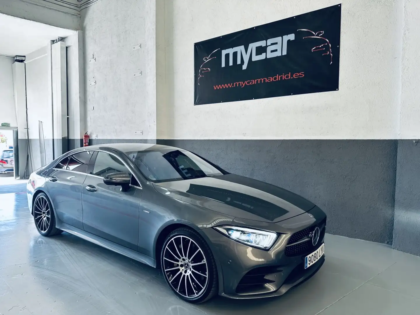Mercedes-Benz CLS 450 EQ Boost 4Matic Aut. Gris - 1