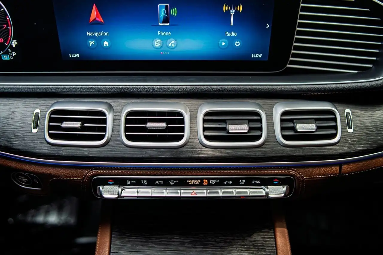 Mercedes-Benz GLE снимка Mercedes-Benz GLE
