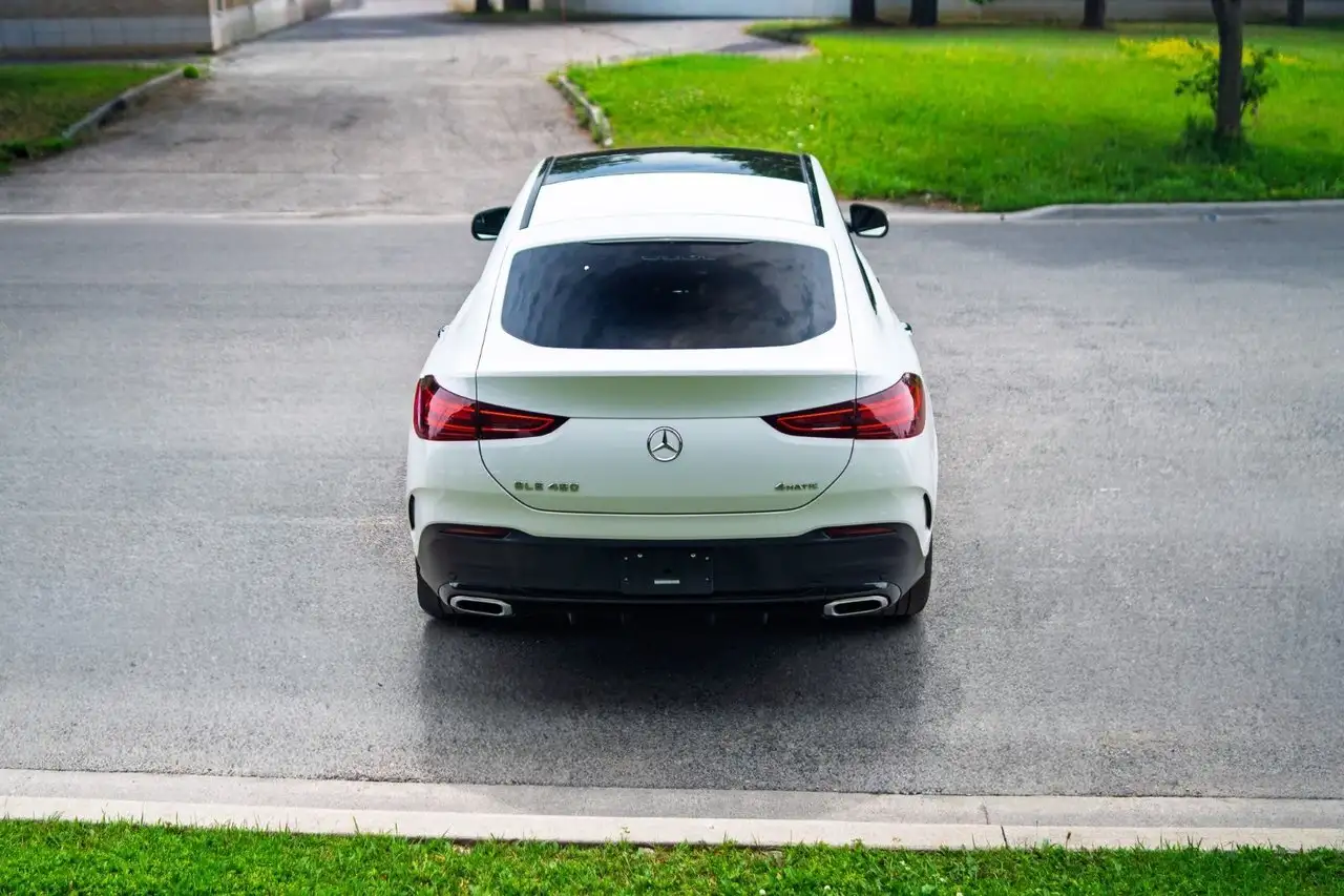 Mercedes-Benz GLE снимка Mercedes-Benz GLE
