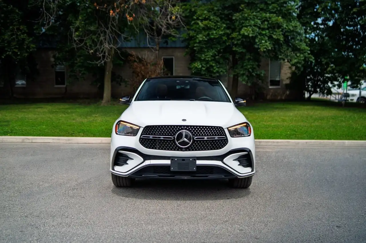 Mercedes-Benz GLE снимка Mercedes-Benz GLE