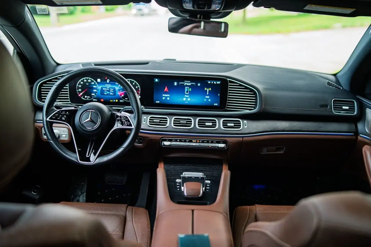 Mercedes-Benz GLE снимка Mercedes-Benz GLE