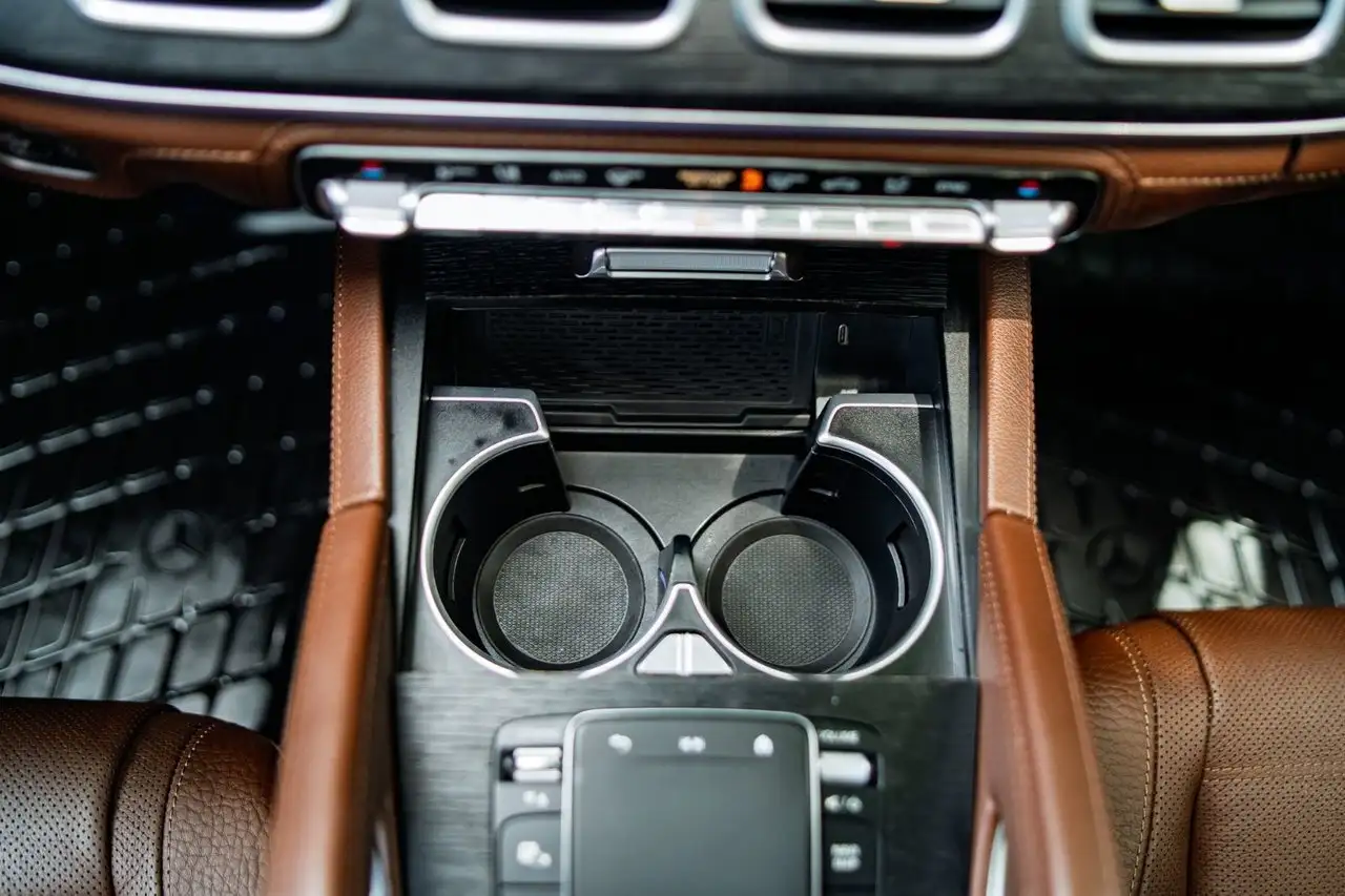 Mercedes-Benz GLE снимка Mercedes-Benz GLE