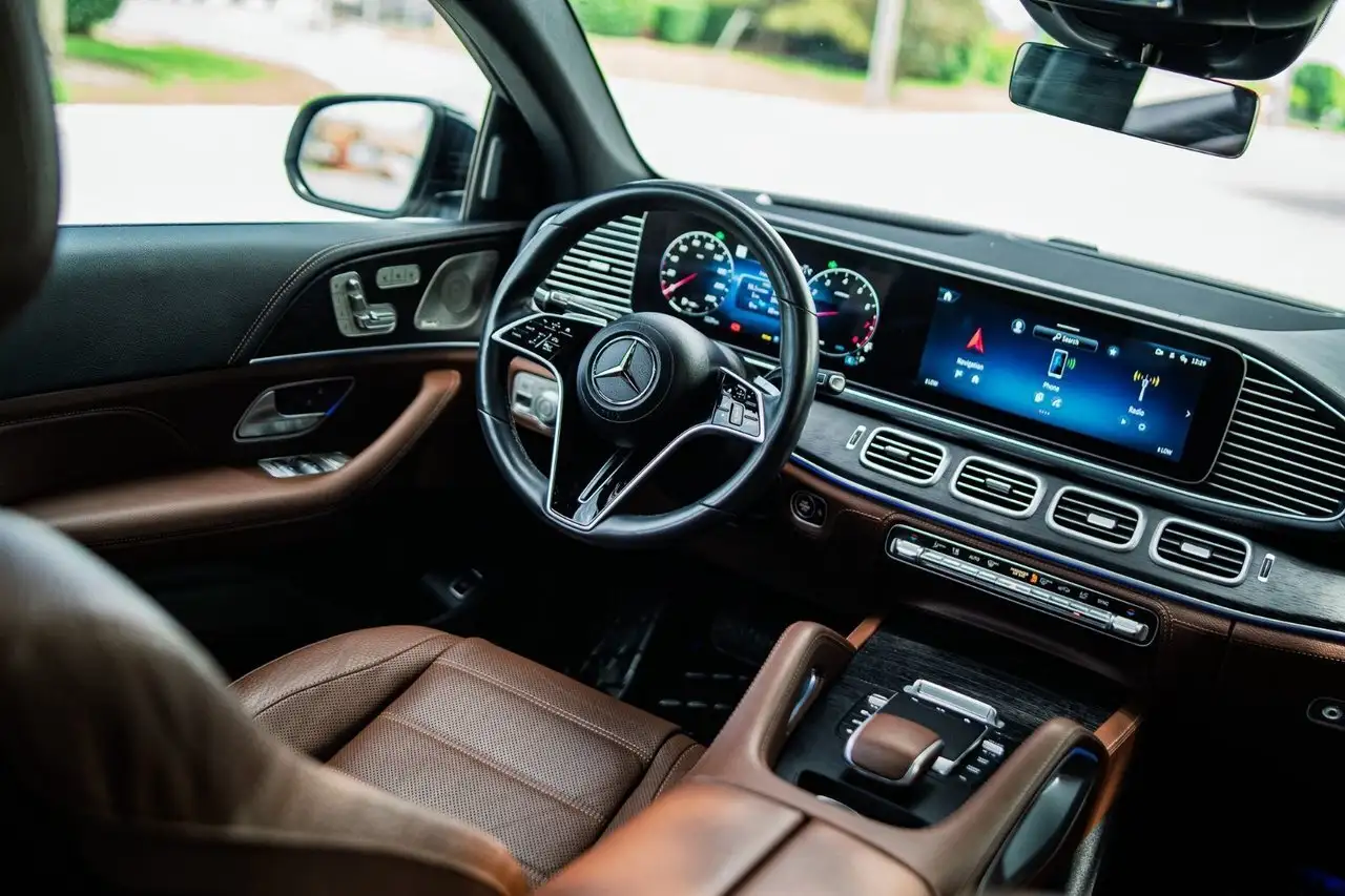 Mercedes-Benz GLE снимка Mercedes-Benz GLE