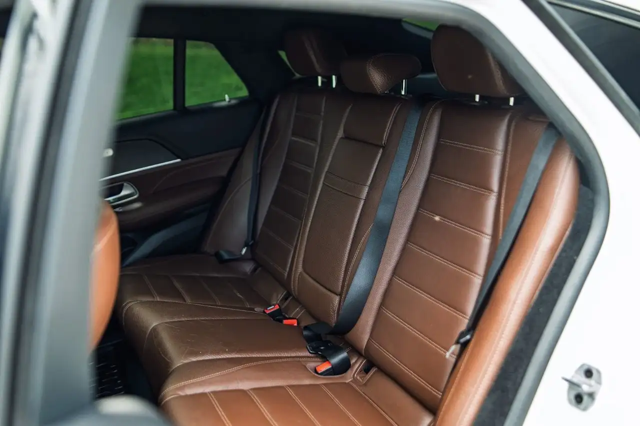 Mercedes-Benz GLE снимка Mercedes-Benz GLE