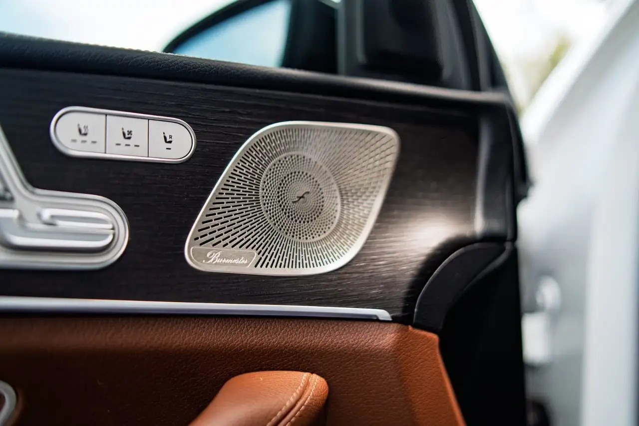 Mercedes-Benz GLE снимка Mercedes-Benz GLE