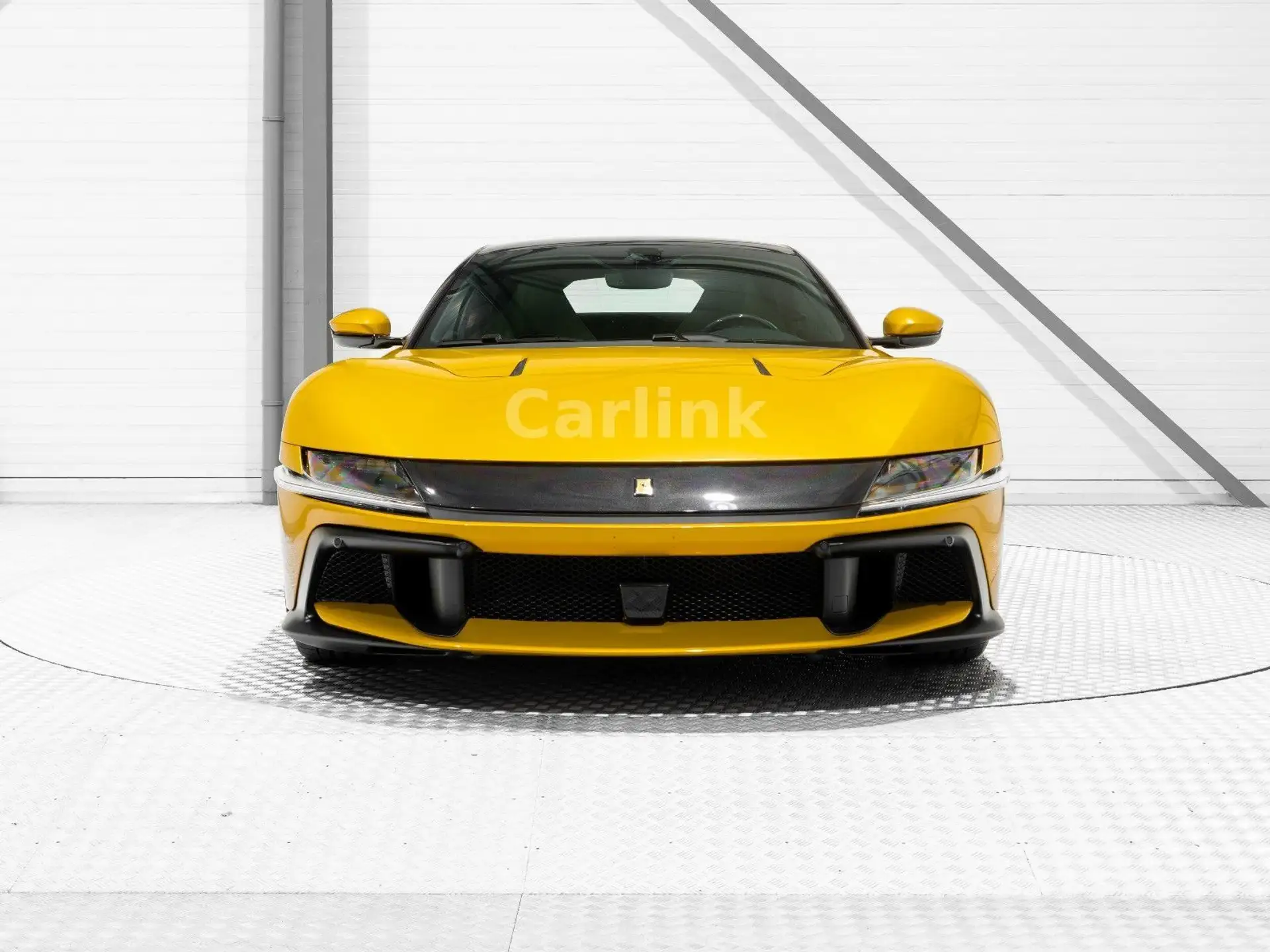페라리 12 칠린드리 Coupe 2025 노랑 사진 5
