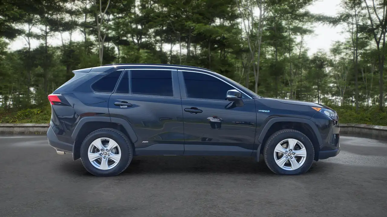 Toyota RAV 4 снимка Toyota RAV 4