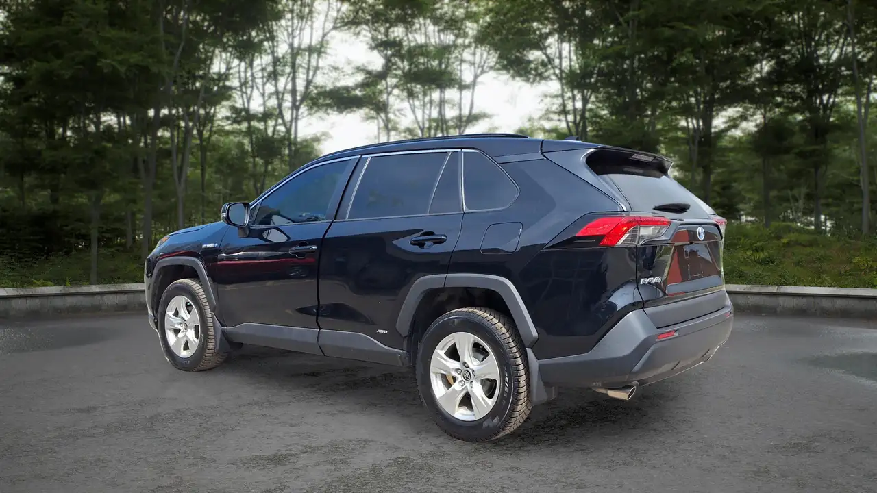 Toyota RAV 4 снимка Toyota RAV 4