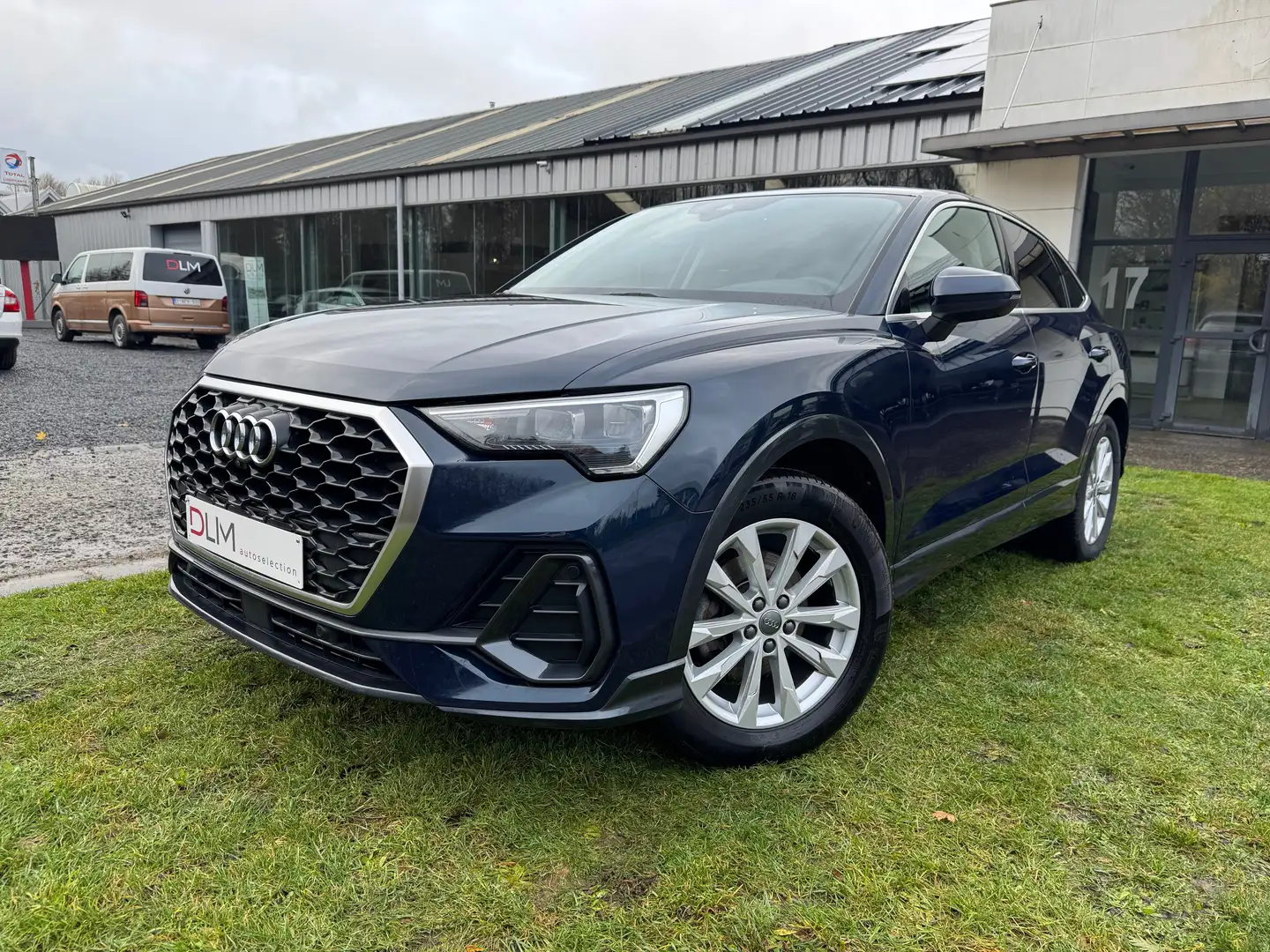 Audi Q3 Q3 35 TFSI Advanced Bleu - 1