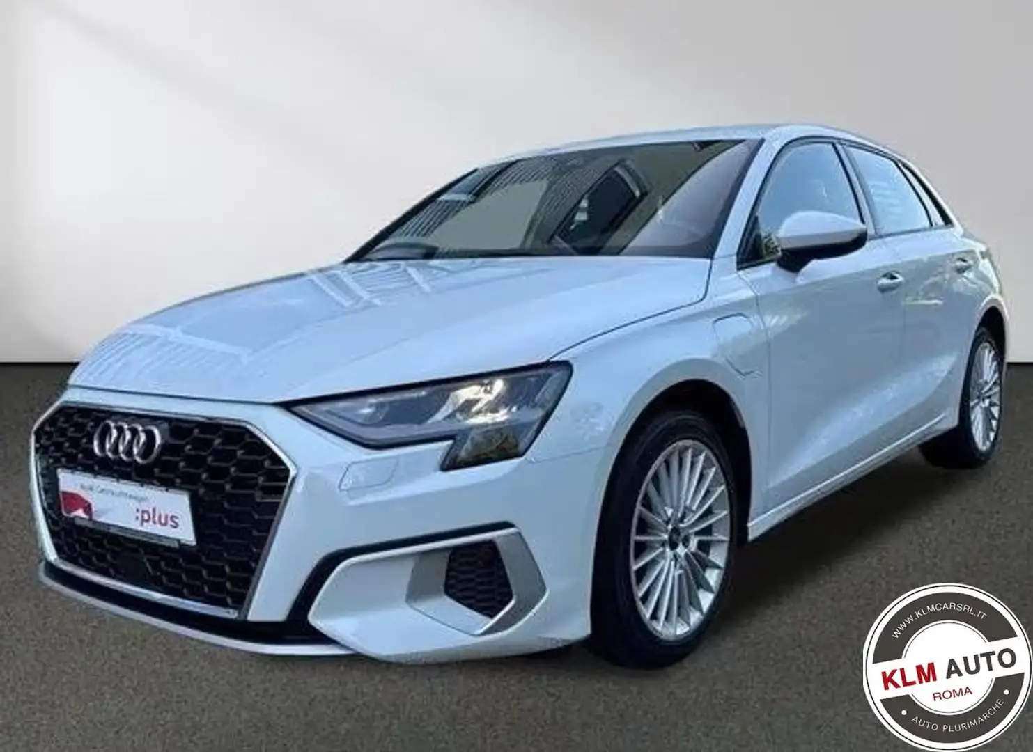 Audi A3 SPB 40 TFSI e S tronic S Line Plug in Hybrid Blanc - 2