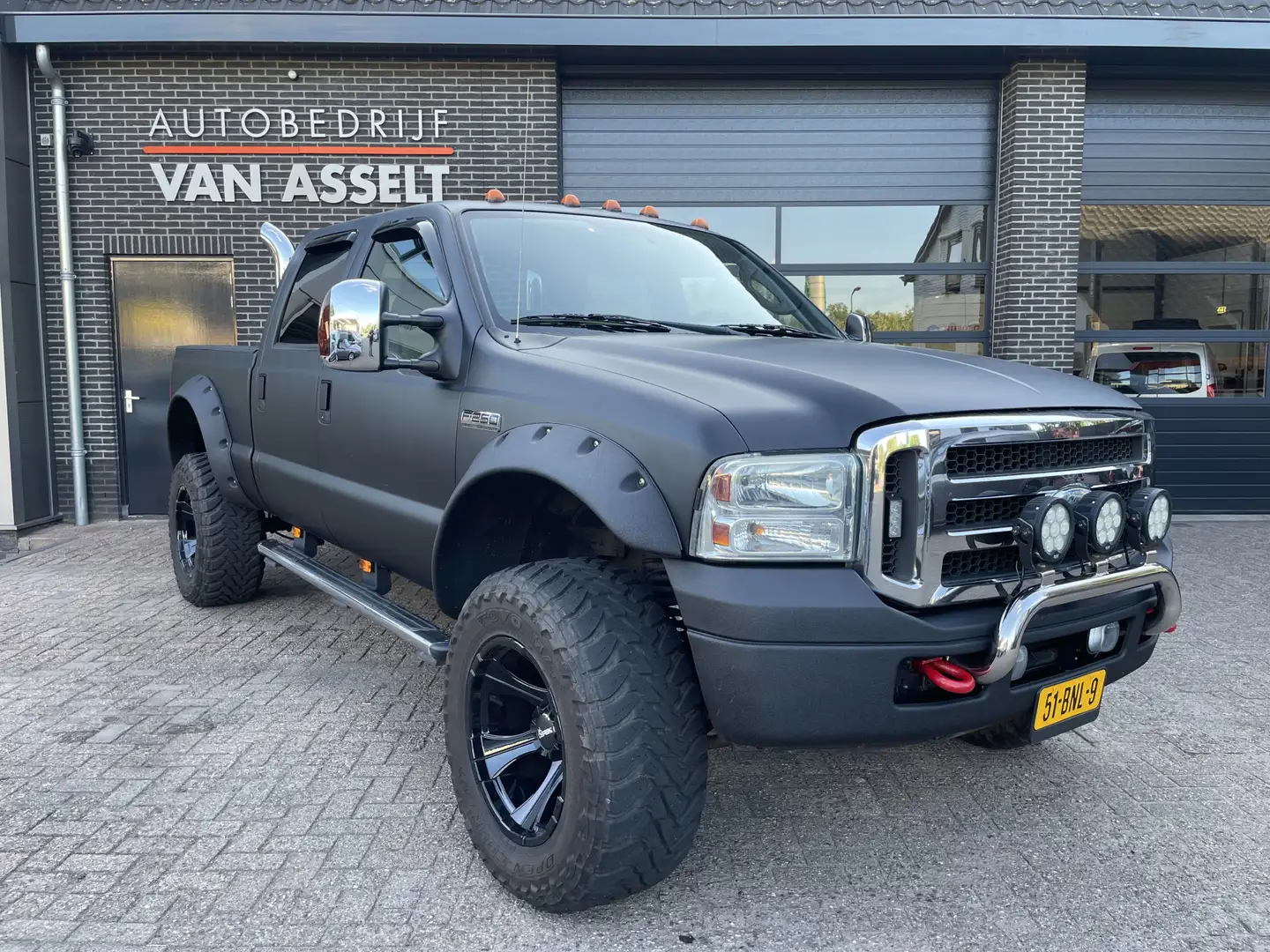 Ford F Super Duty F250 V8 4X4 Lariat Schwarz - 1