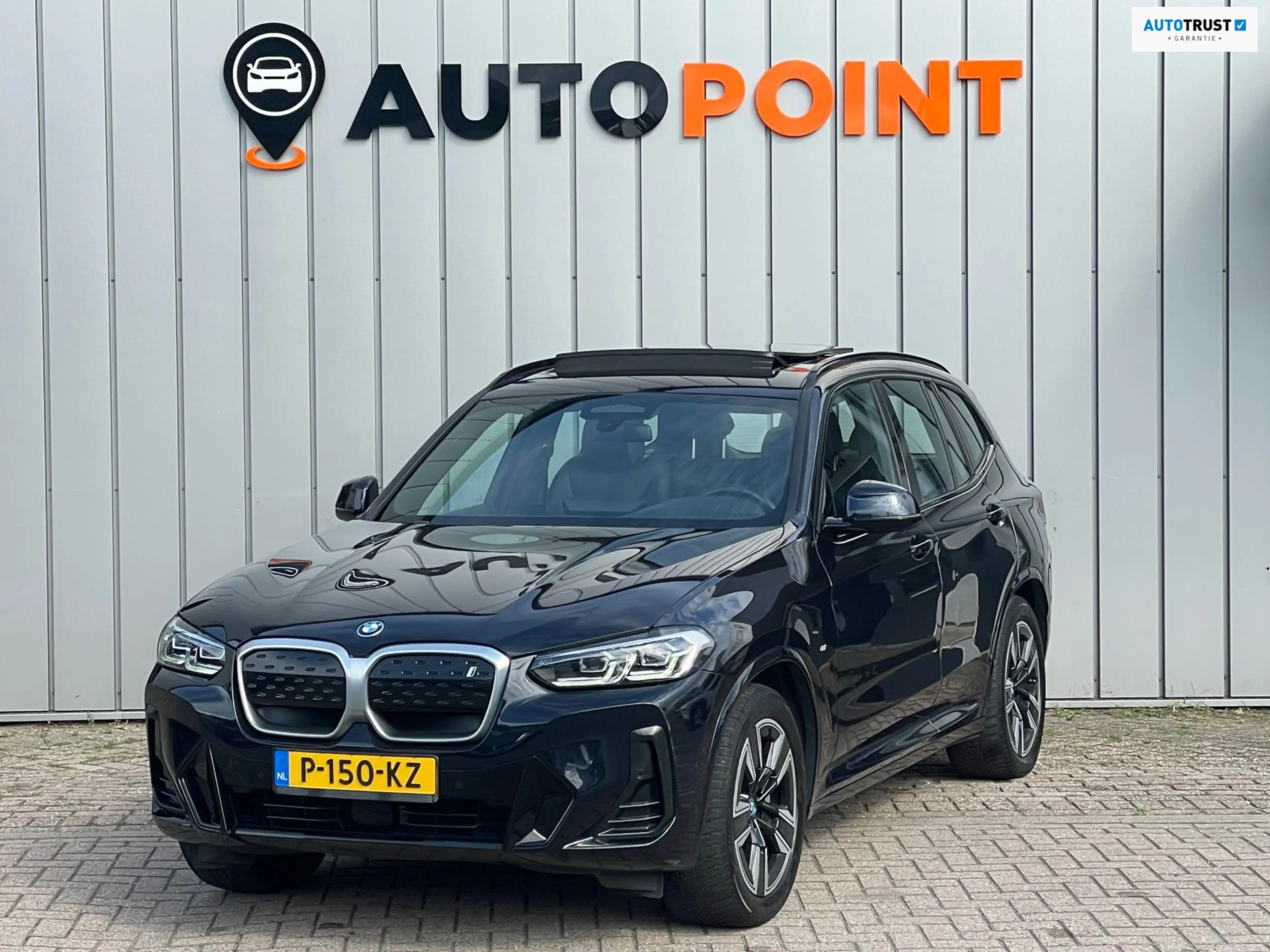 BMW iX3 High-Executive M 80 kWh 1E EIG ORG NL DEALEROND SO