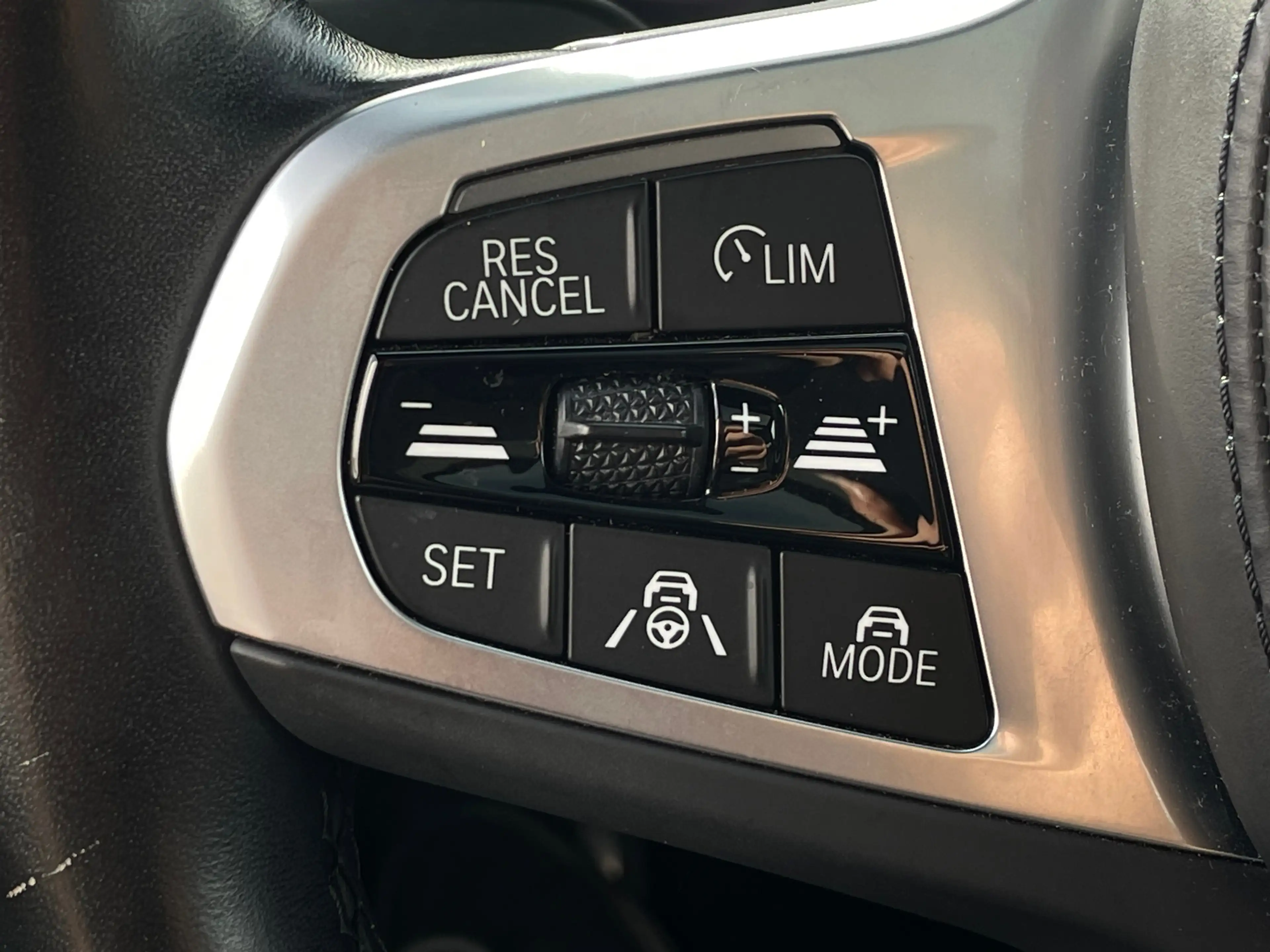 BMW iX3 High-Executive M 80 kWh 1E EIG ORG NL DEALEROND SO — photo 11