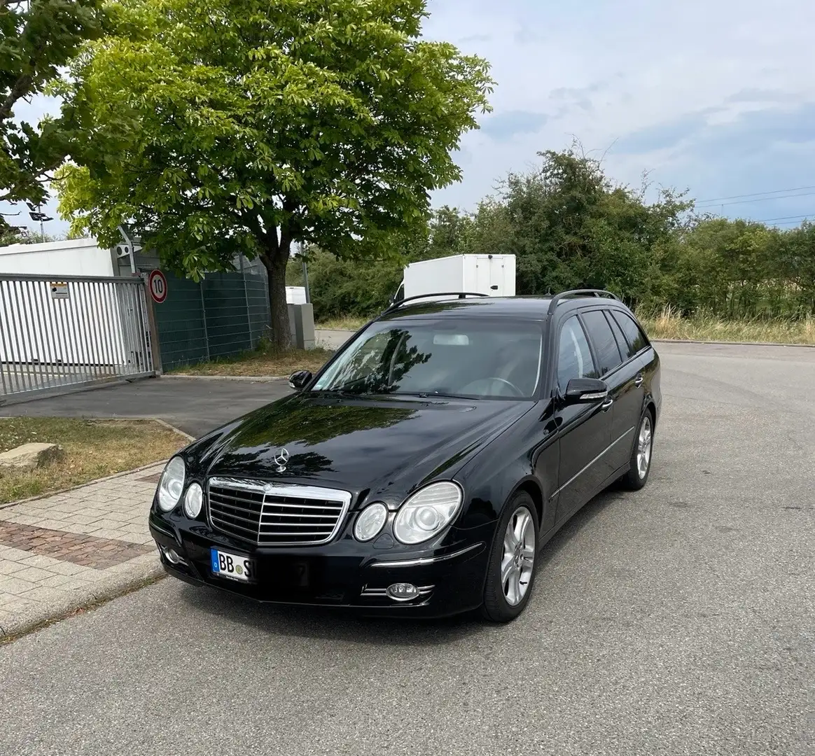 Mercedes-Benz E 220 E 220 T CDI (211.208) Noir - 1