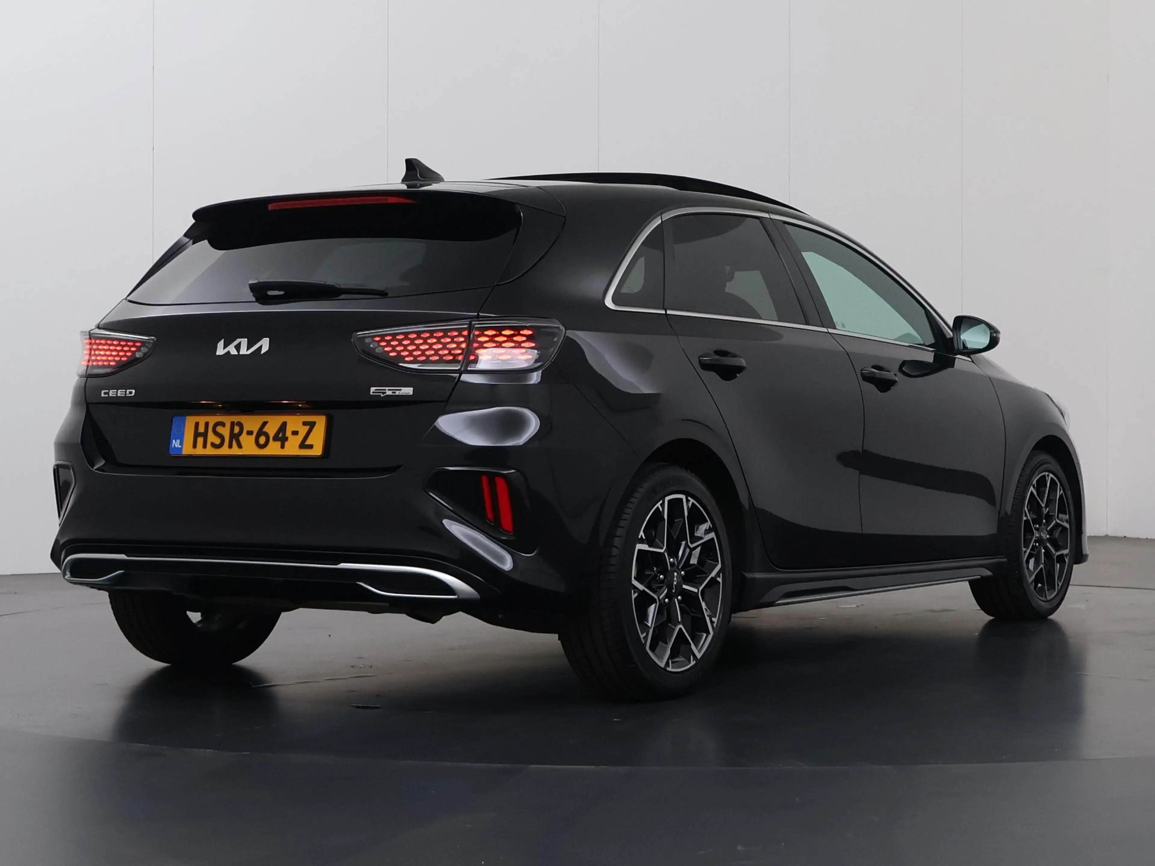 Kia Ceed / cee'd 1.5 T-GDi GT-Line | Panoramadak | Matrix LED Kopla — photo 2