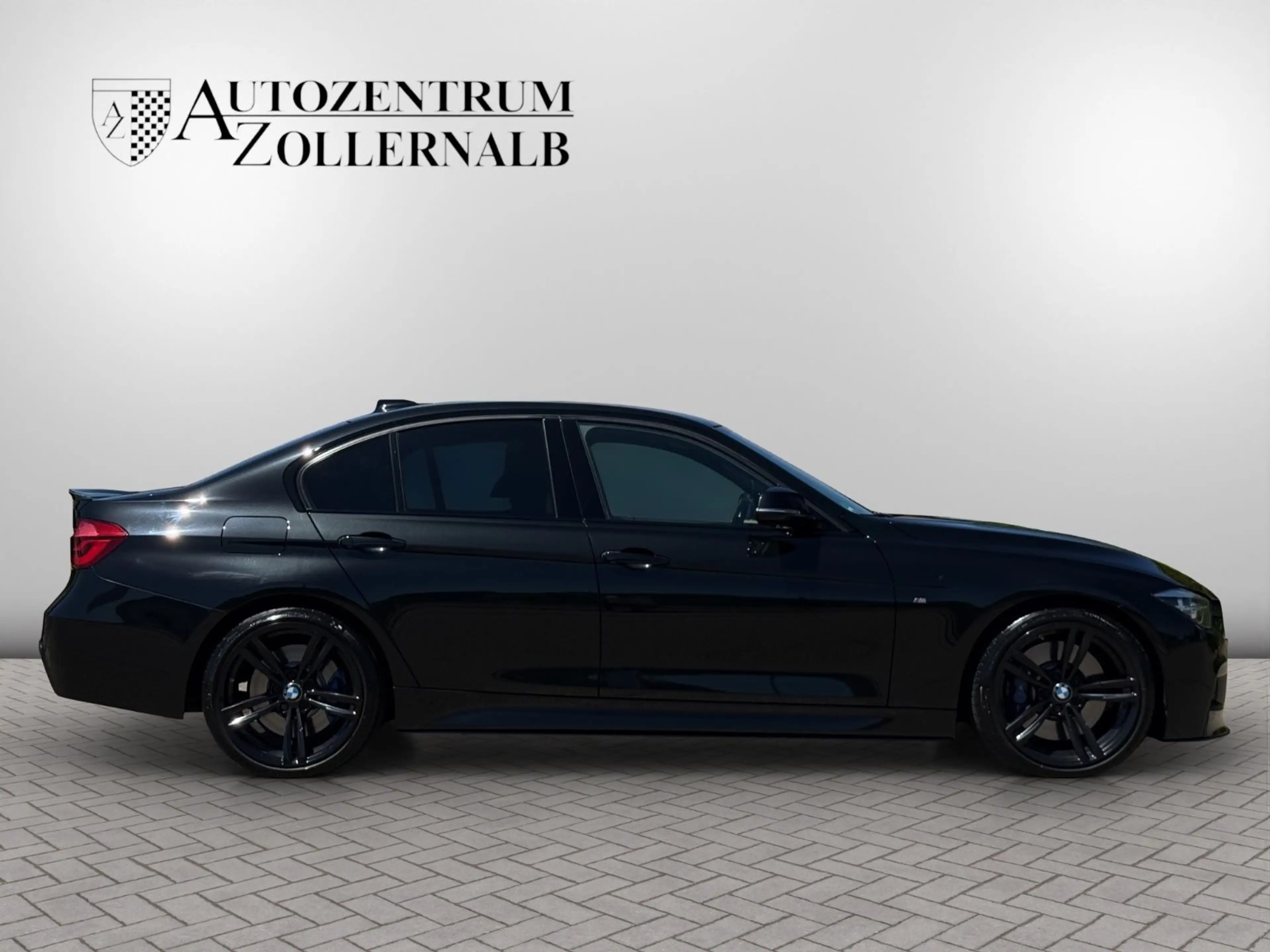 BMW 335 d Lim. xDr M Sport *SHADOW*H&K*CARBON*LEDER* — photo 7