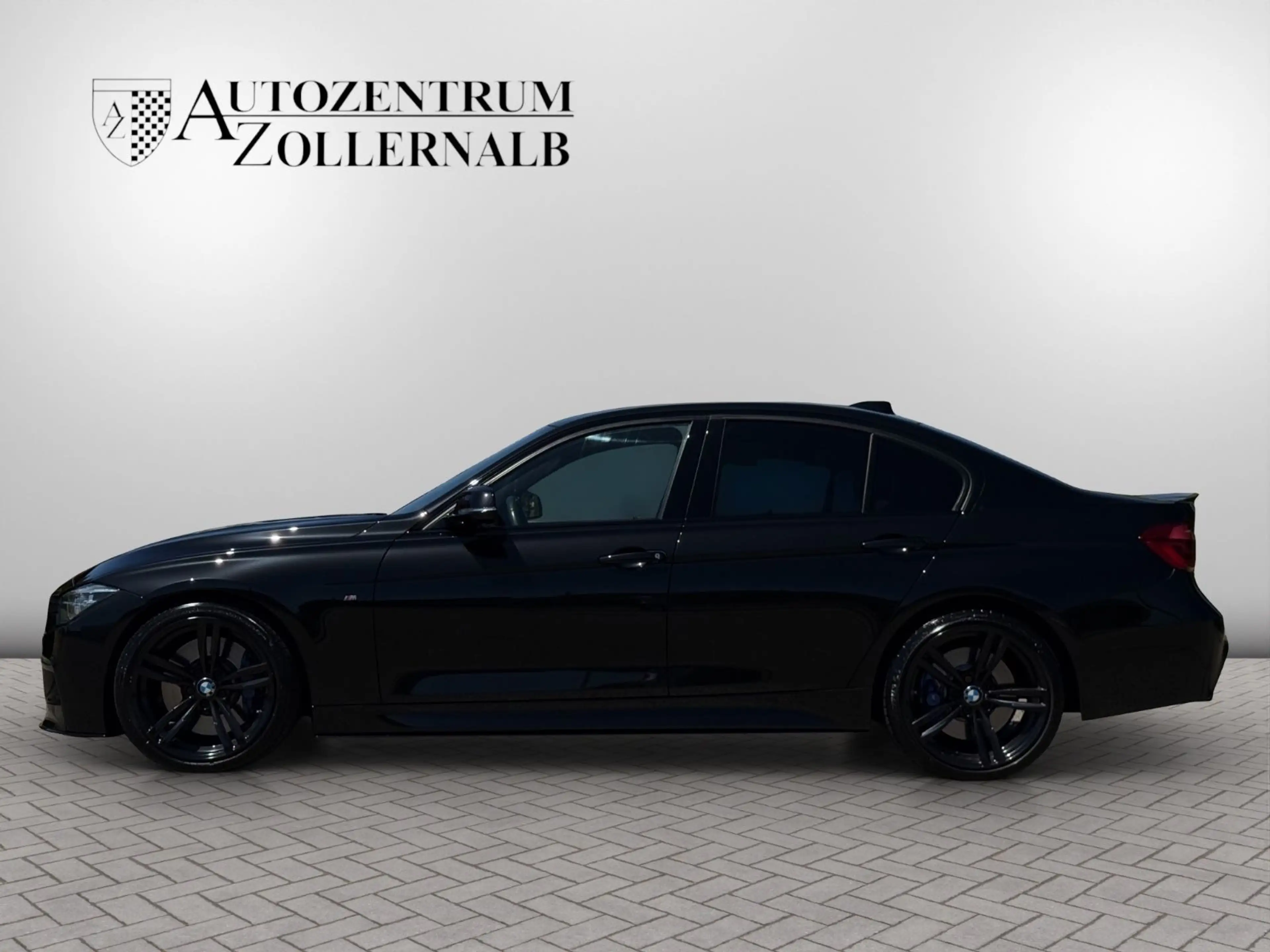 BMW 335 d Lim. xDr M Sport *SHADOW*H&K*CARBON*LEDER* — photo 3