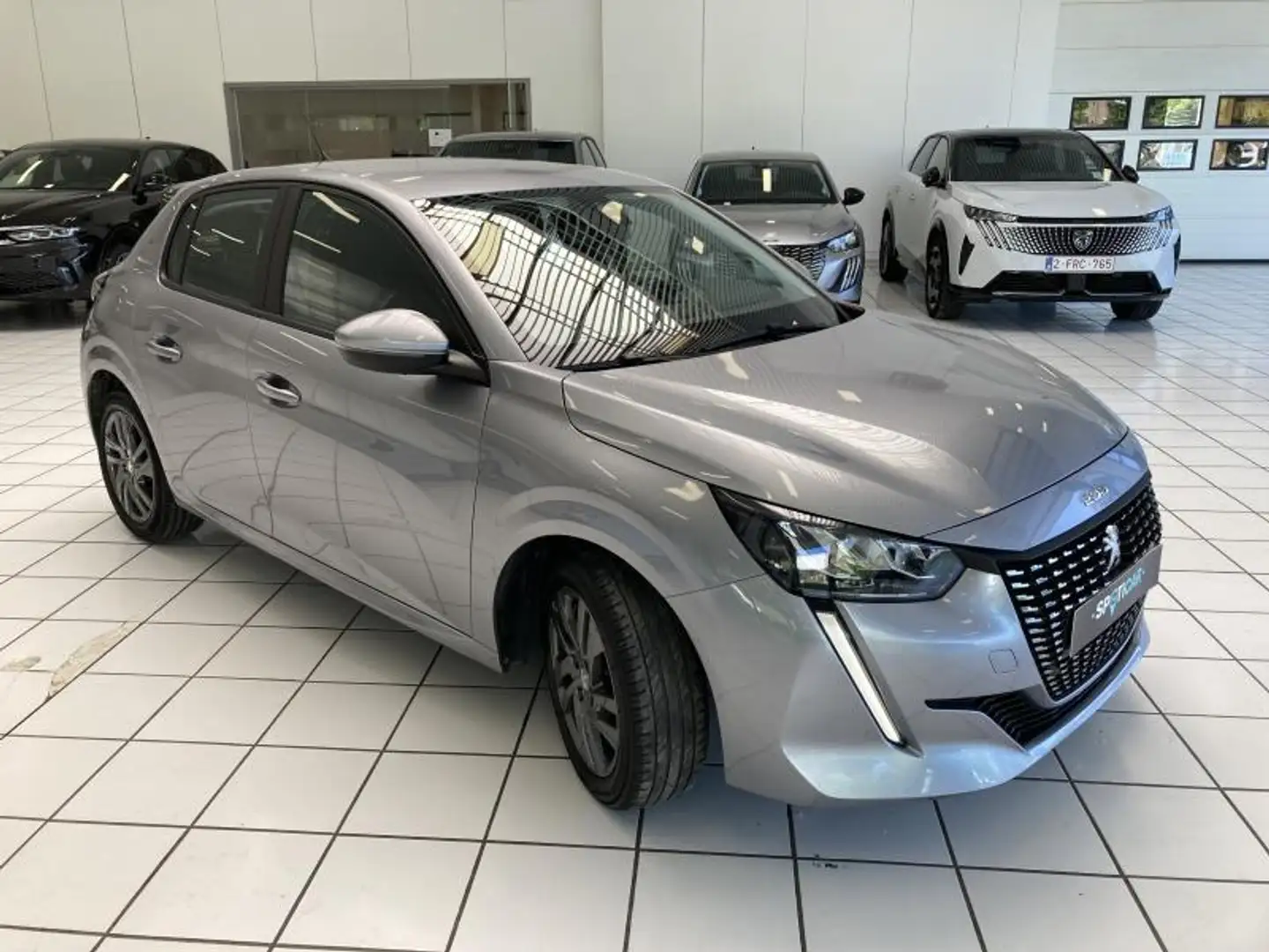 Peugeot 208 *** Active Pack Boite Auto *** Grau - 2