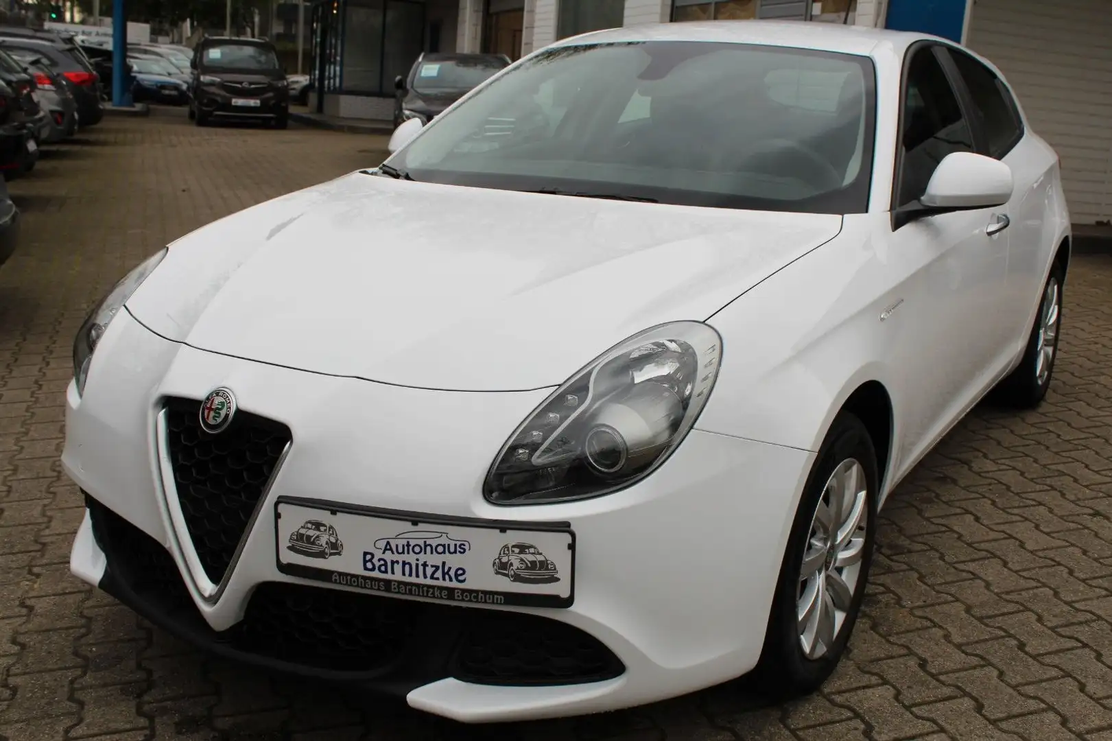 Alfa Romeo Giulietta * Navi * DAB * Klimaanlage * Bianco - 1