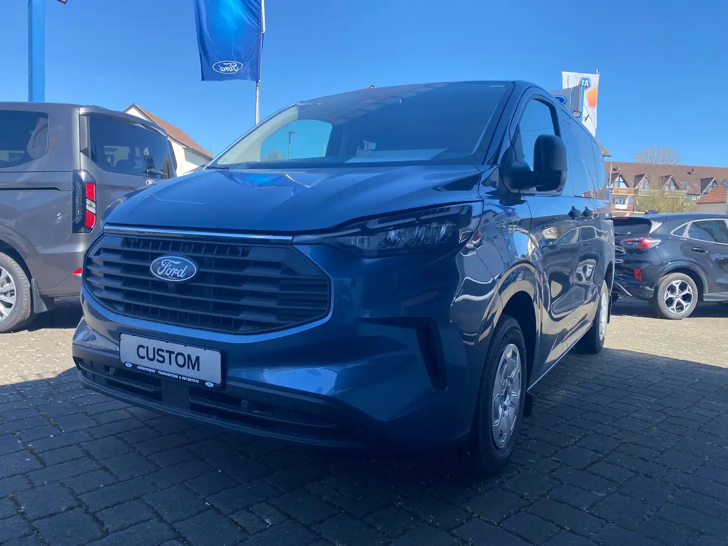 Ford Transit Custom 320 L1H1 Trend Kombi Automatik Blau - 1