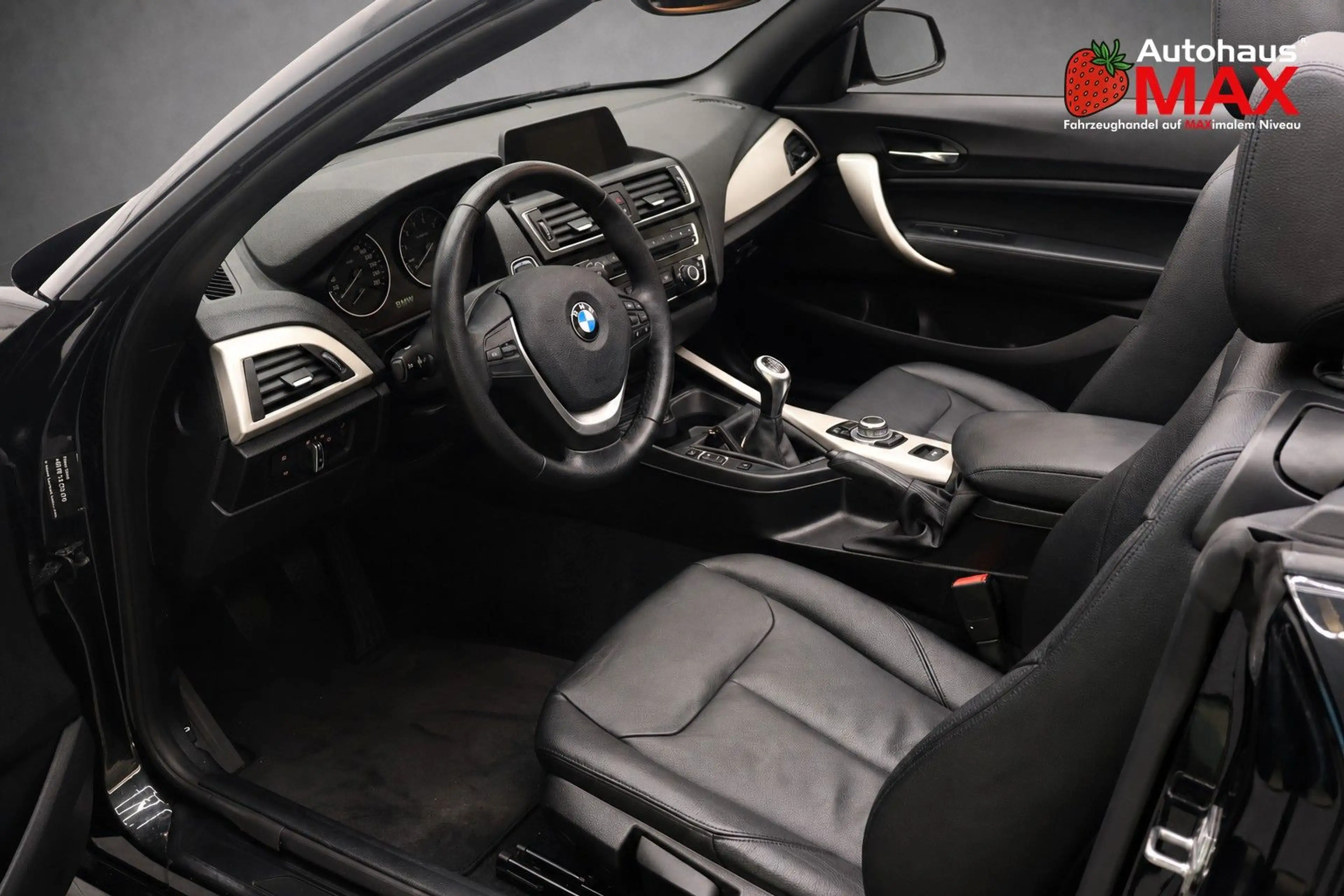 BMW 220 i Cabrio~Navi~SZH~MFL~PDC~1.Hand — photo 13