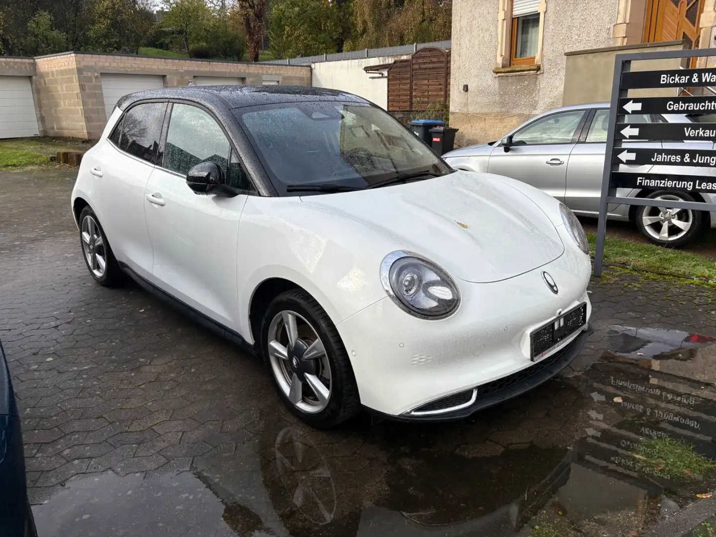 Ora Funky Cat 126kW 63kWh Batterie 400 Pro + Weiß - 2